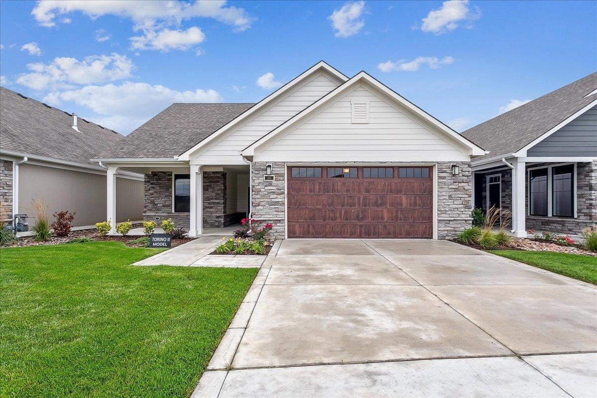 205 S Heritage Way, Andover