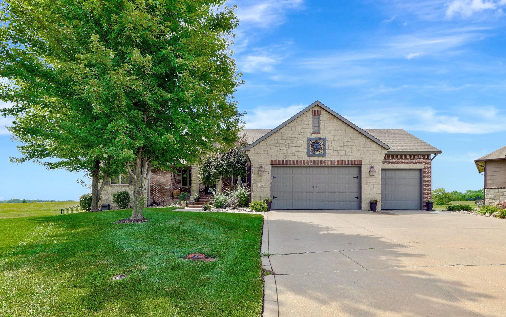 2202 N Foxfire Ct., Augusta, KS, 67010