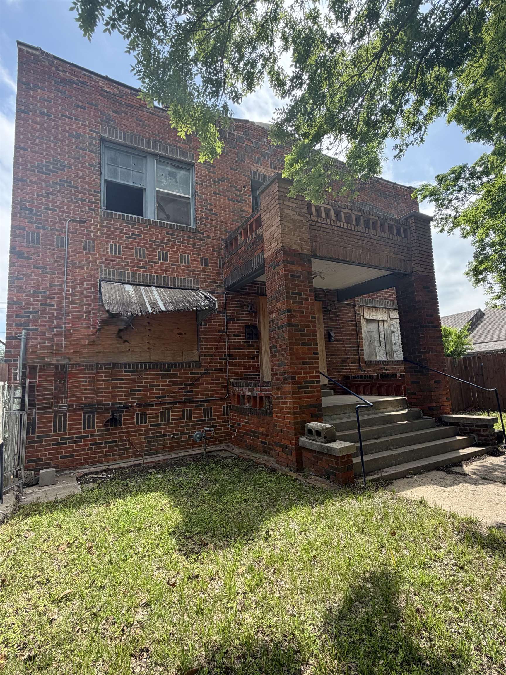 432 N Minnesota, Wichita, KS, 67214