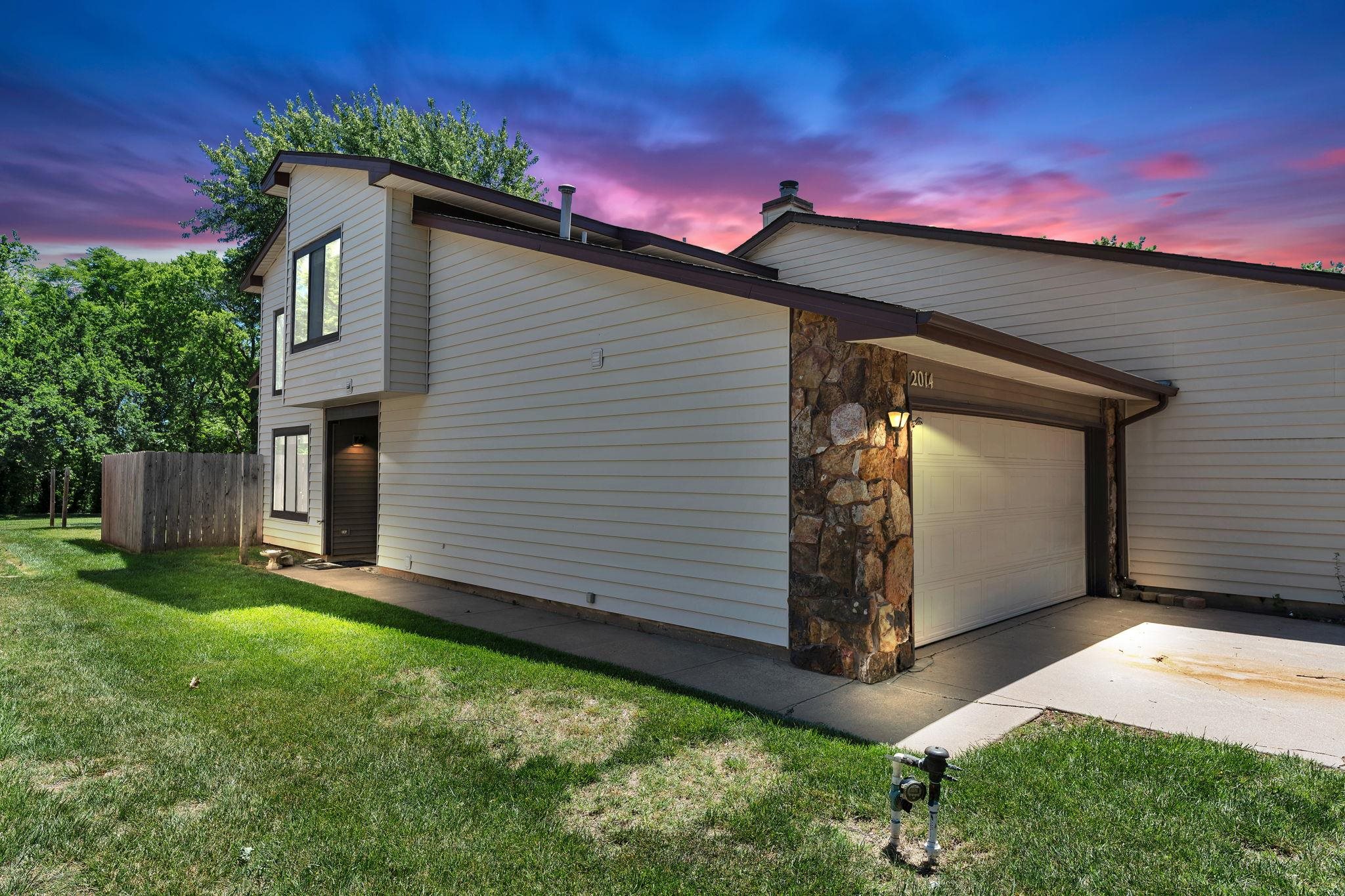 2014 N Woodlawn Blvd, Derby