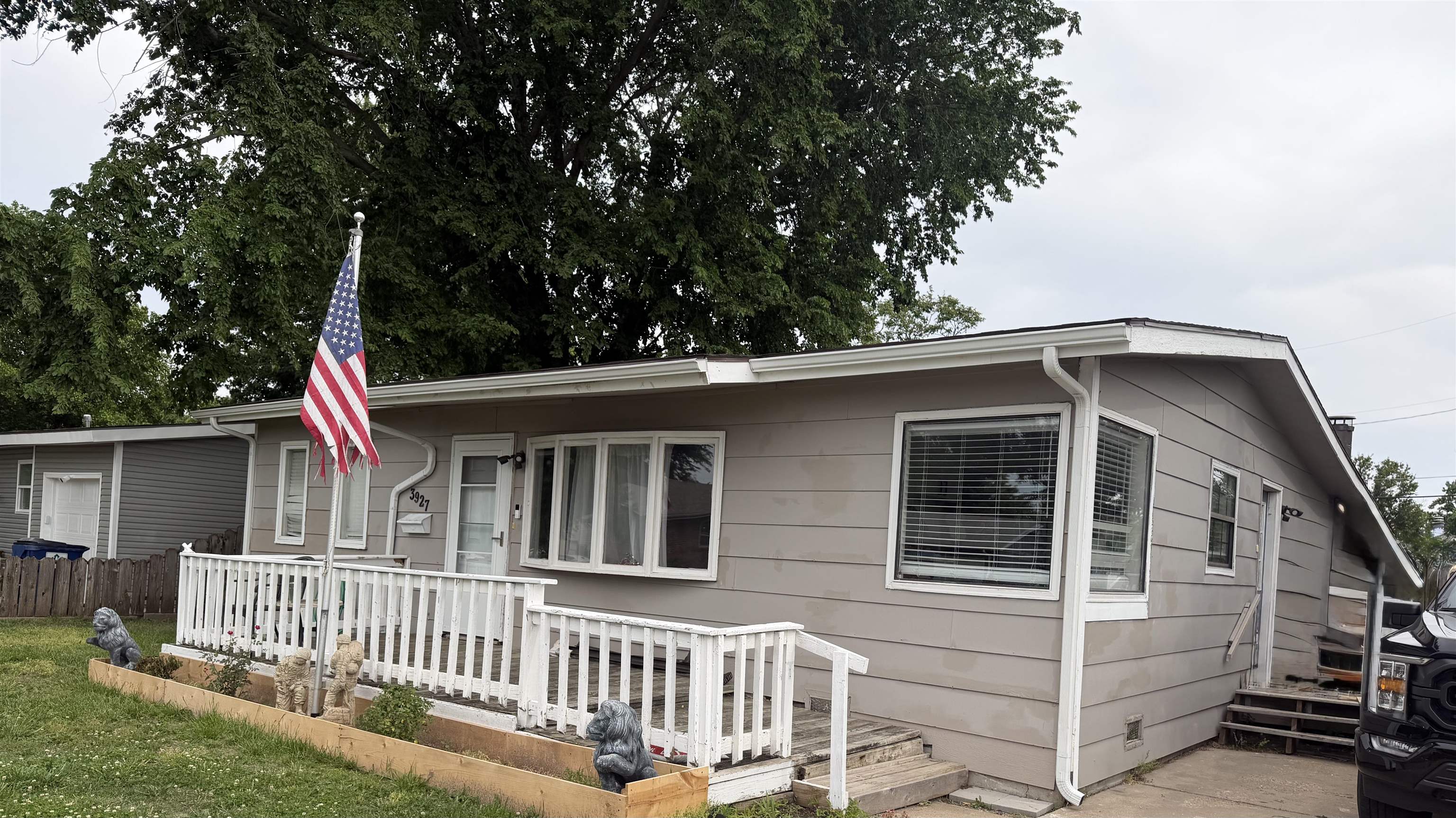 3927 W 20th St, Wichita