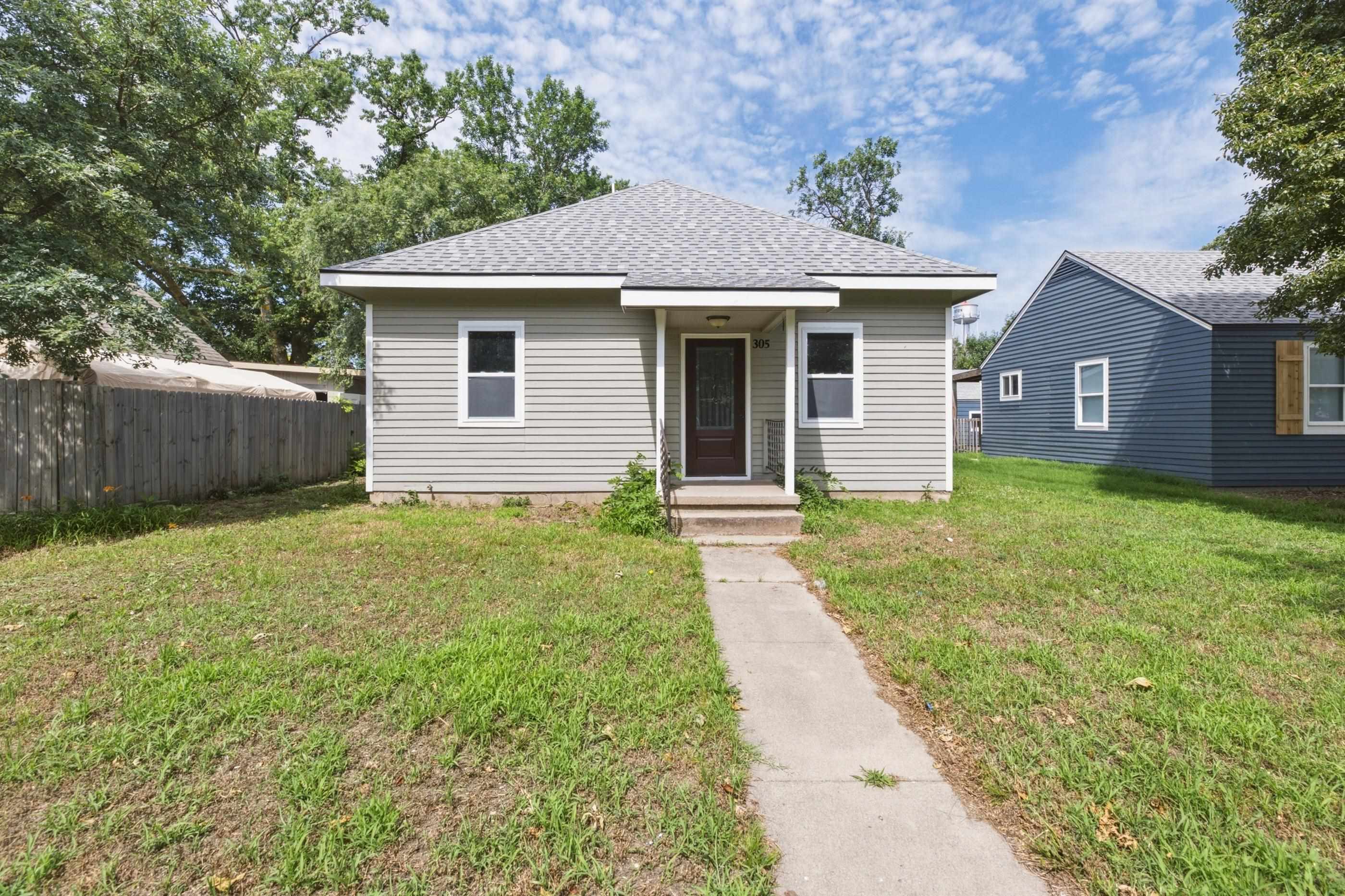 305 S Reno, Burrton