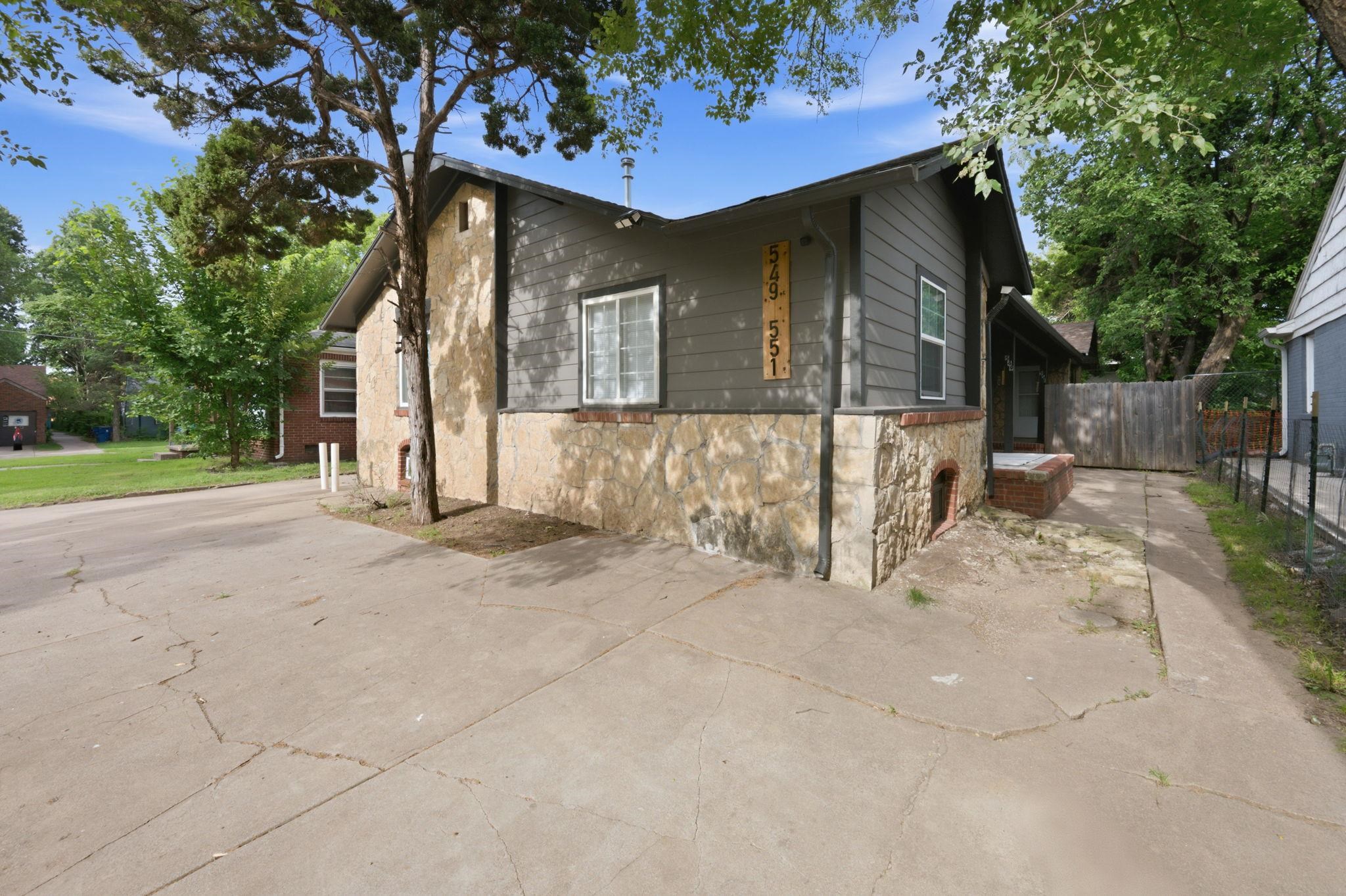 549-551 S Glendale Ave, Wichita, KS, 67218