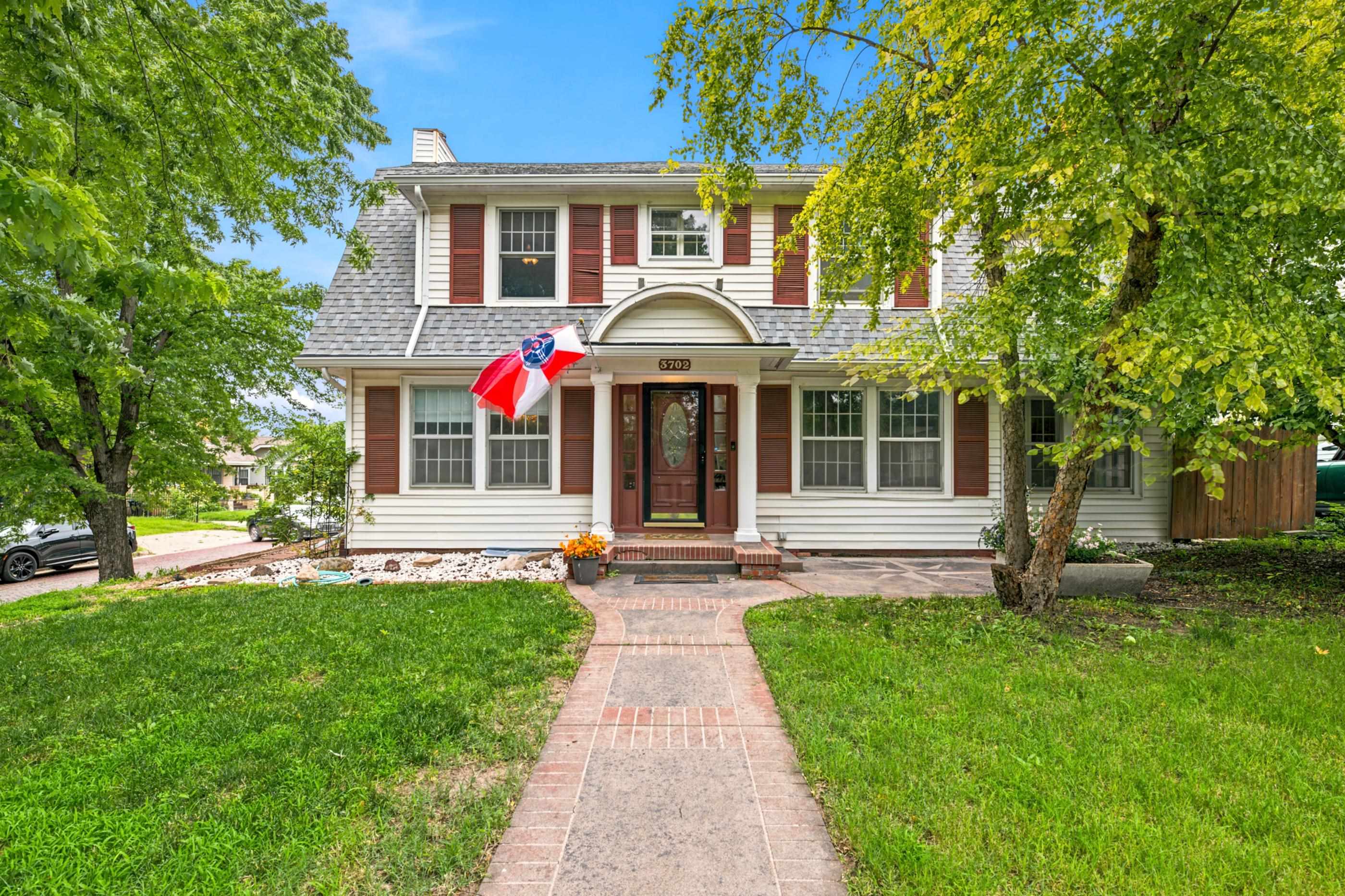 3702 E 3rd St N, Wichita