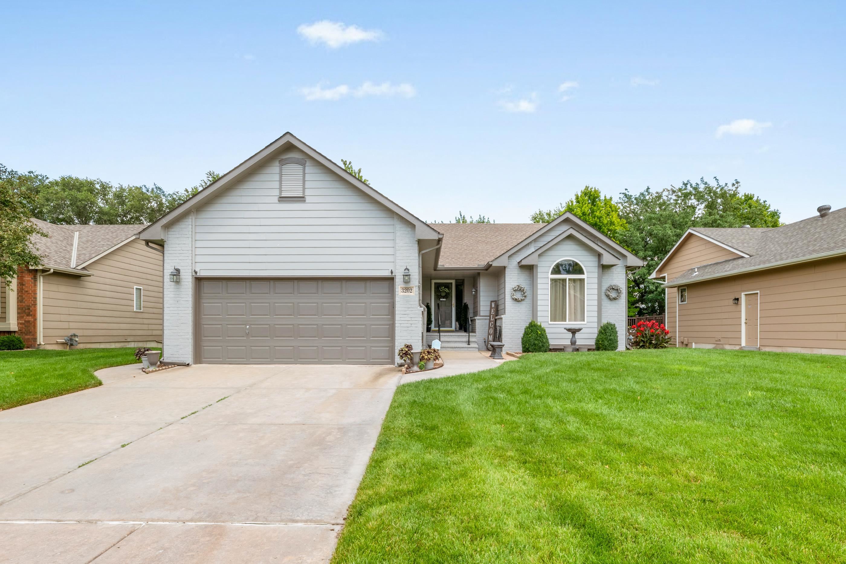 3202 N Wild Rose, Wichita