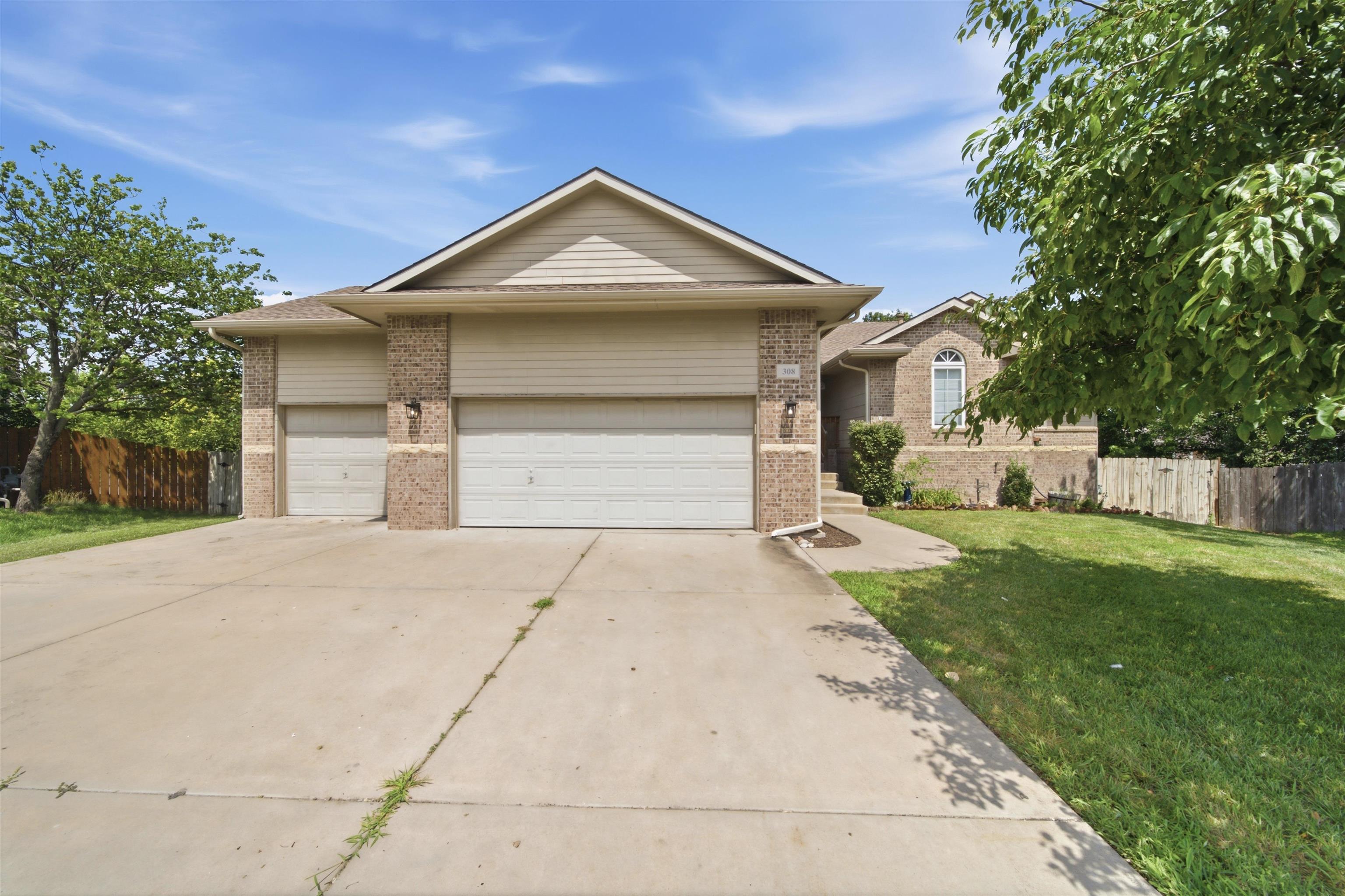 308 W Waterford Ct, Andover