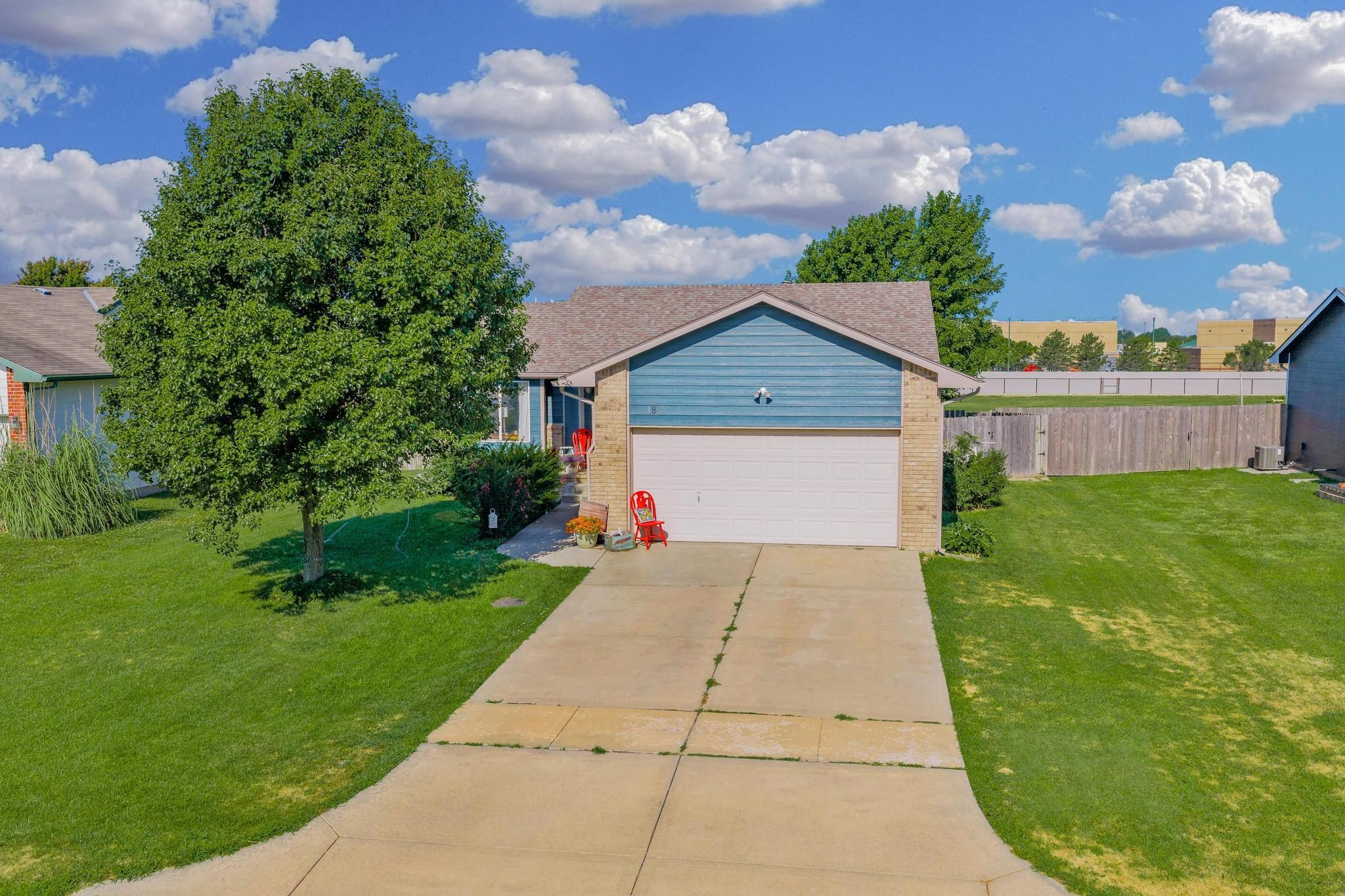 1815 N Country Walk, Mulvane, KS, 67110