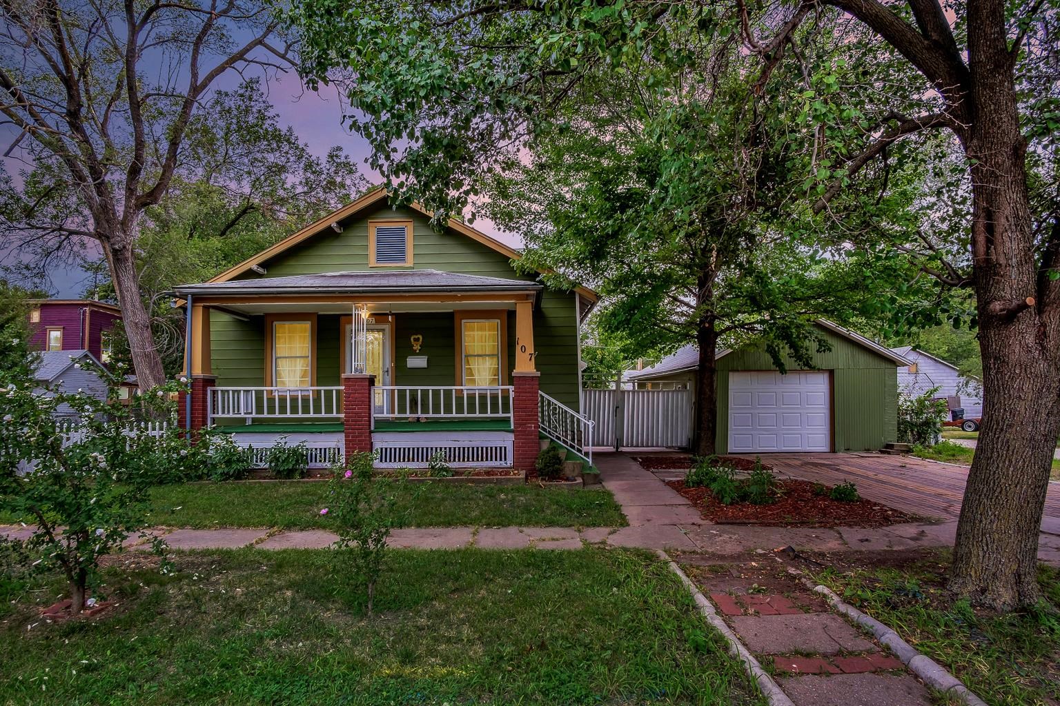 107 SW 3rd, Newton, KS, 67114