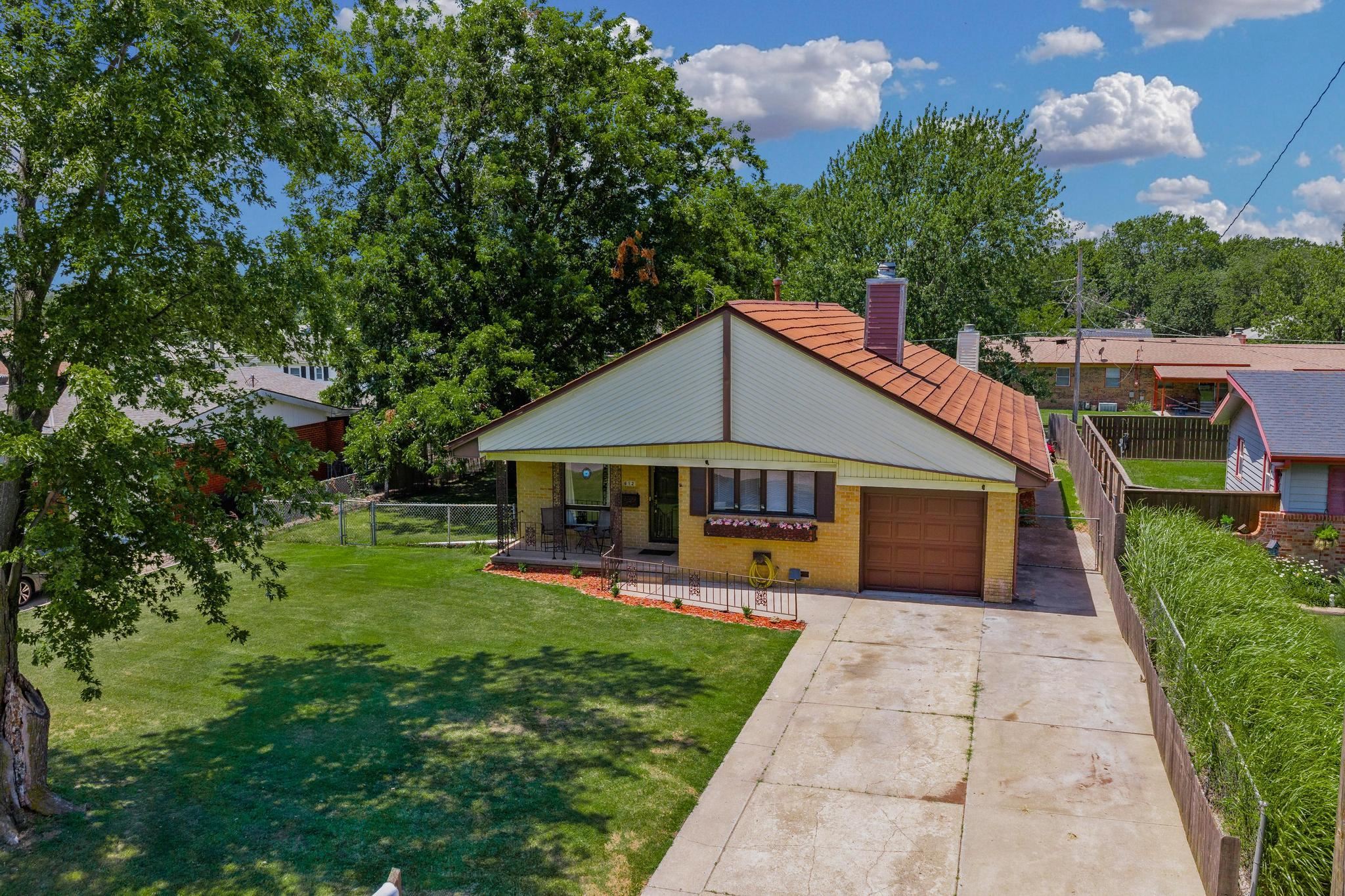 612 N Delrose, Wellington, KS, 67152