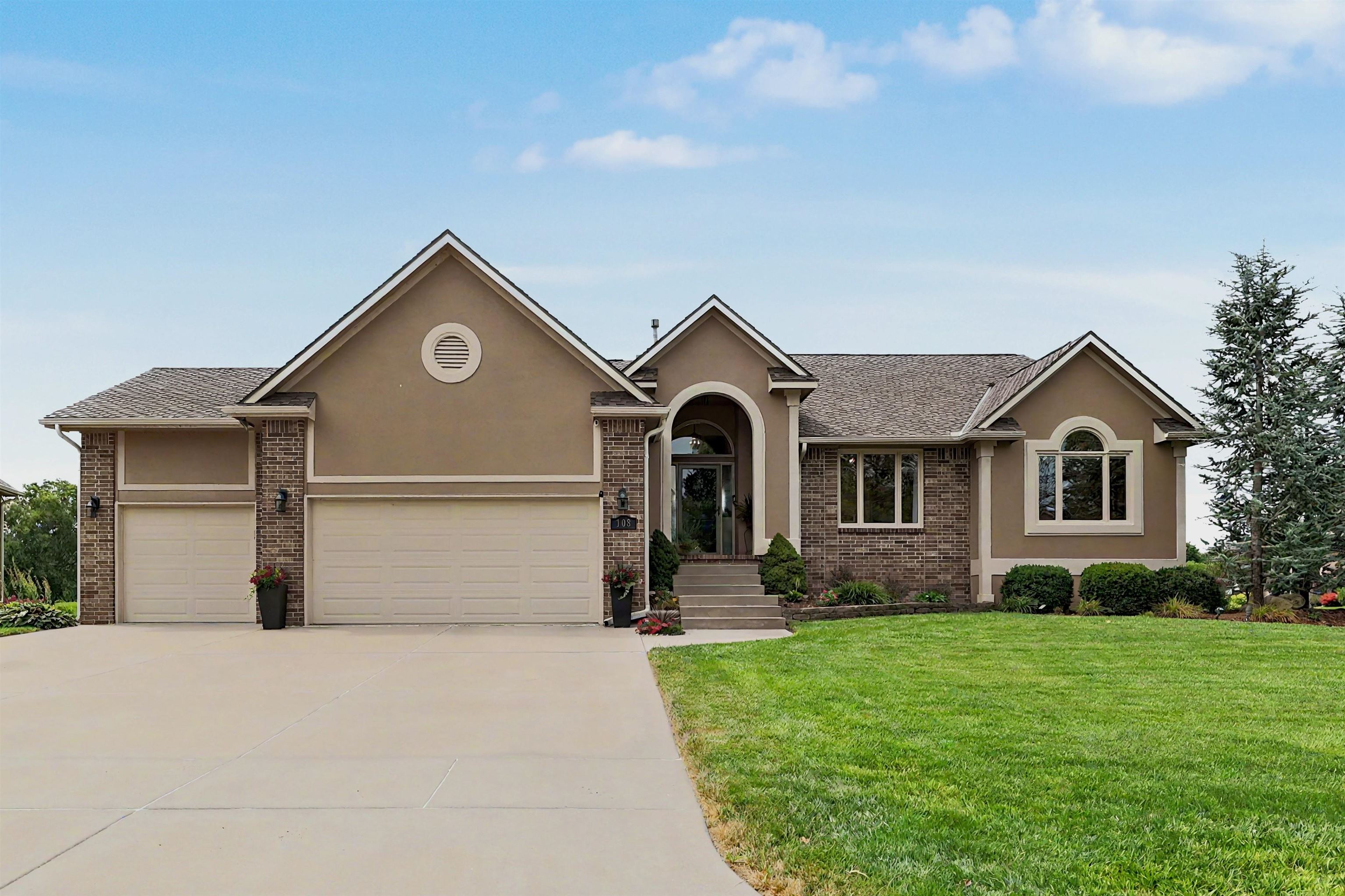 108 N Rainbow Lake Road, Wichita