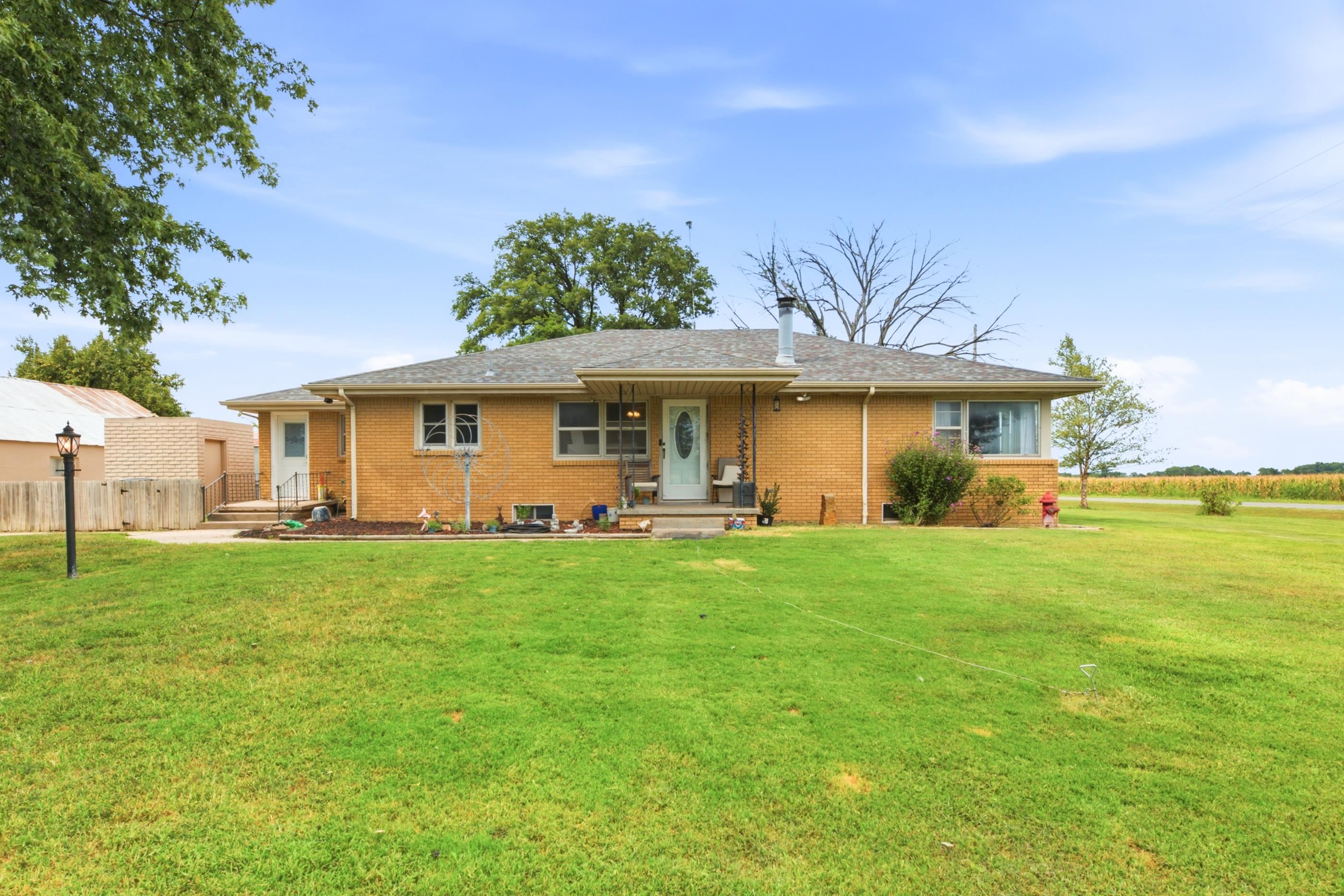 1055 N Oliver St, Belle Plaine