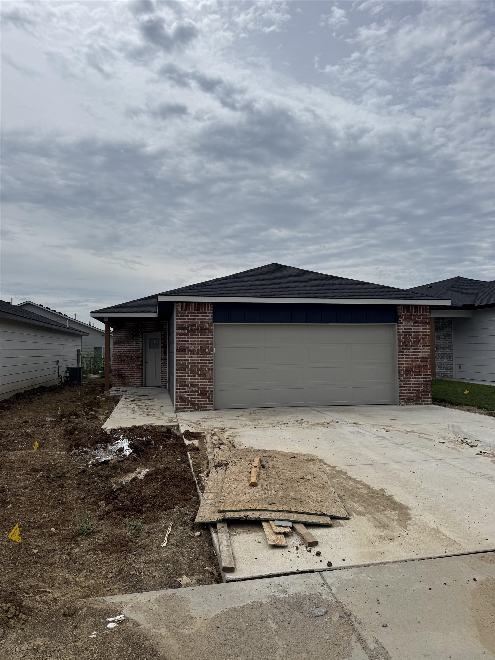12831 E Willowgreen St, Wichita
