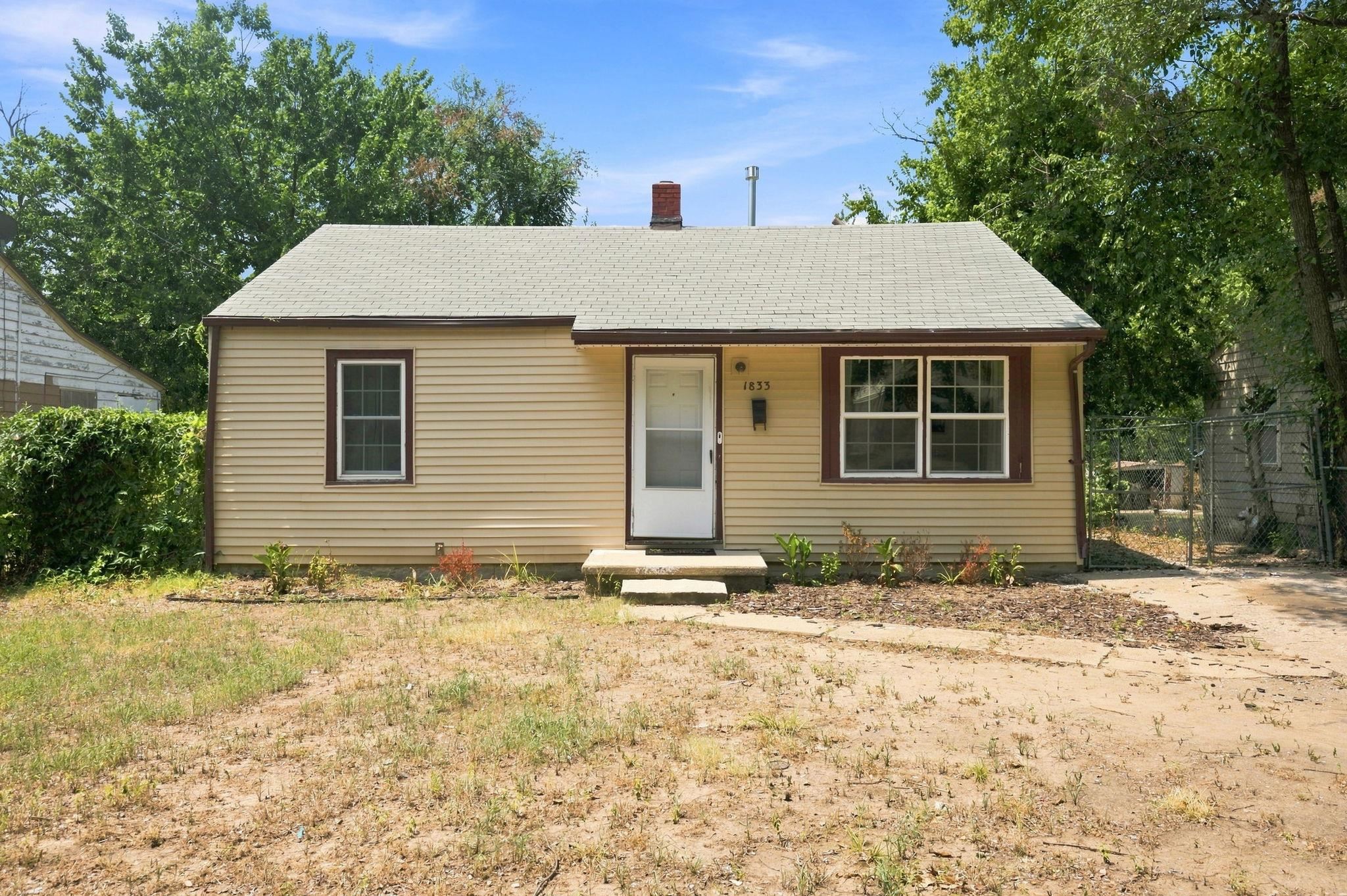 1833 N Green, Wichita, KS, 67214