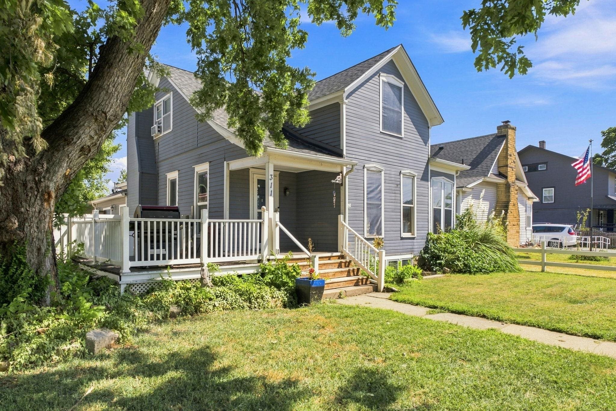 311 E 10th St, Wellington