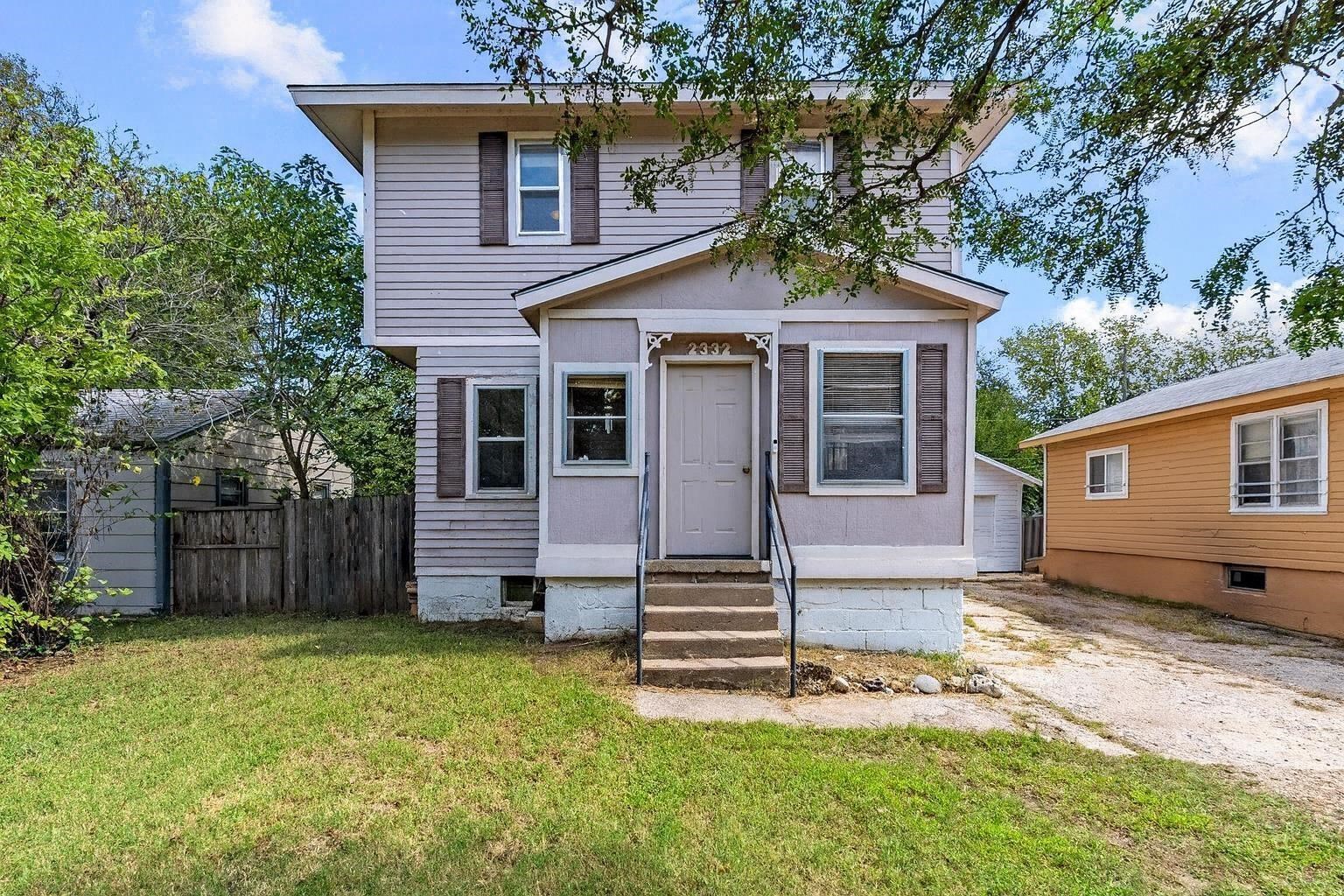 2332 S Waco Ave, Wichita