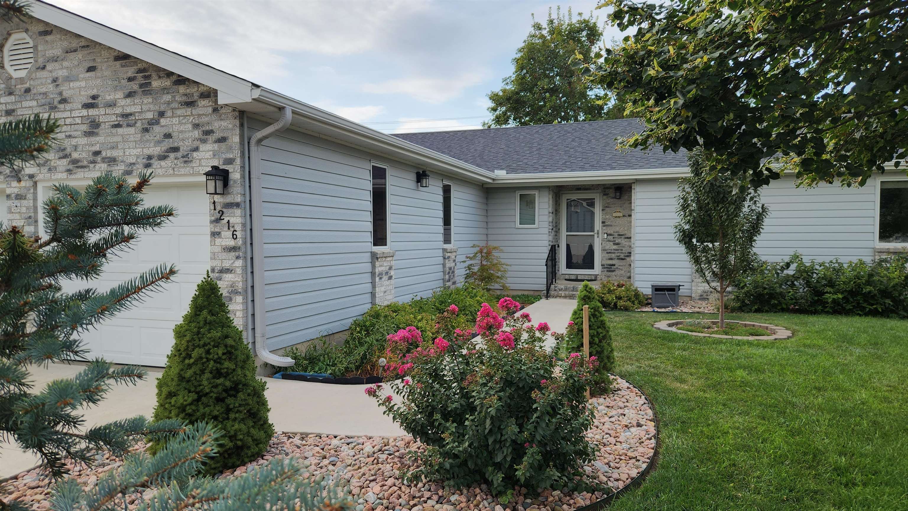1216 E Republic Avenue, Salina, KS, 67401