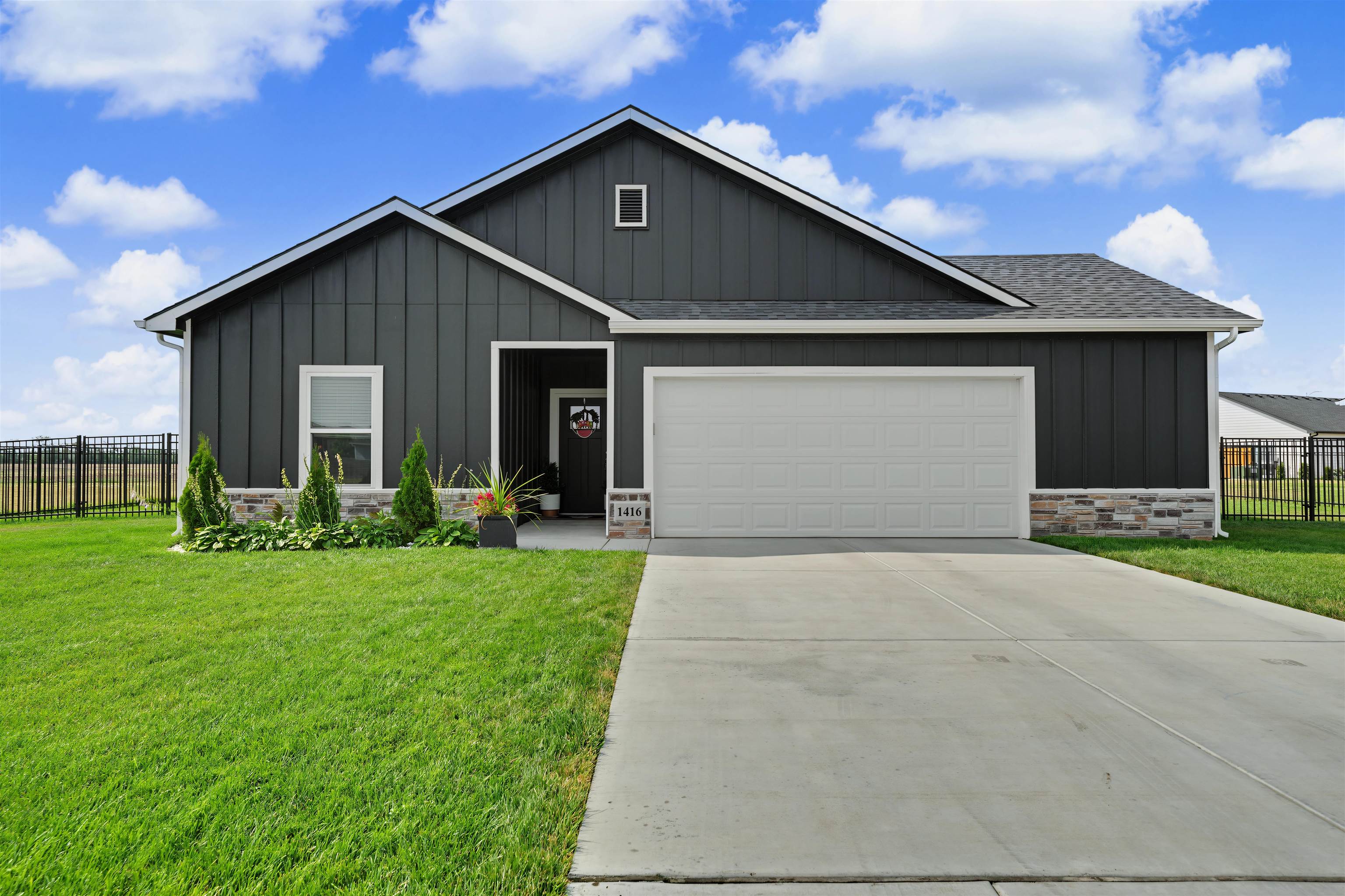 1416 Curtiss Dr., McPherson, KS, 67460