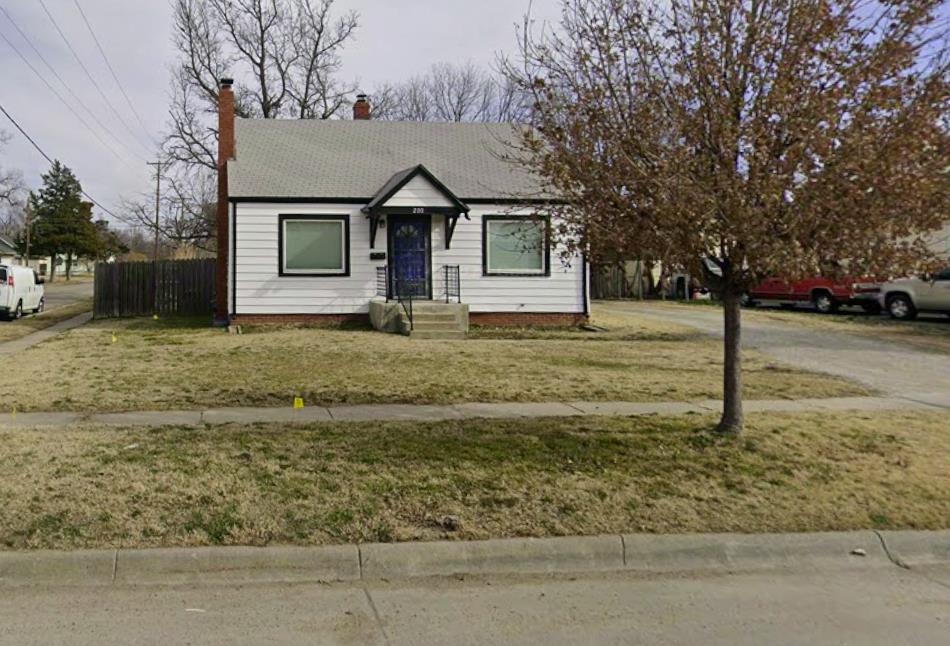 200 S Sheridan Ave, Wichita