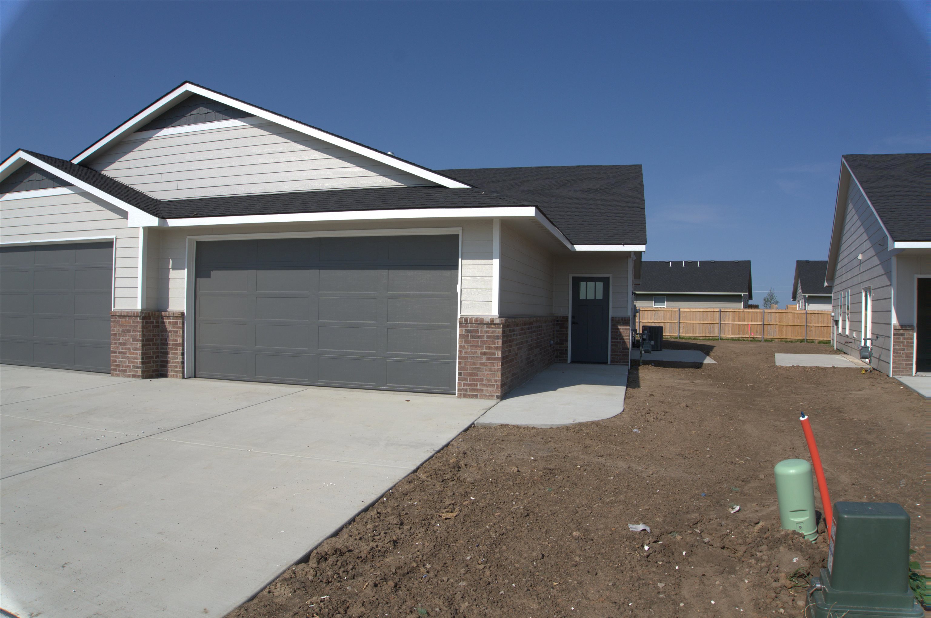2791 S CEDAR CREST ST, Wichita