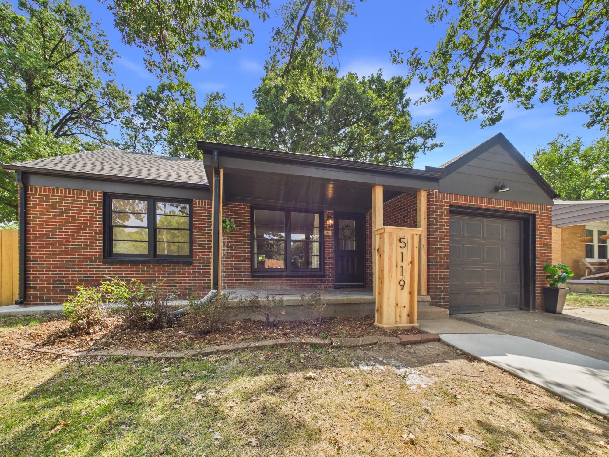 5119 E Gramar Dr, Wichita