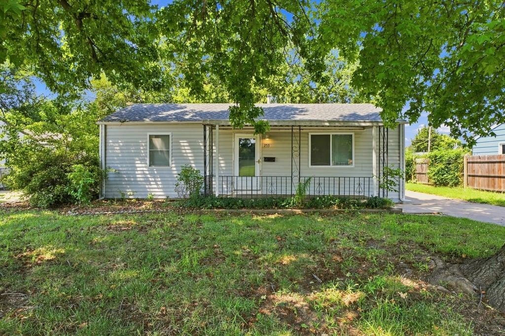 253 N Nelson Ave., Haysville