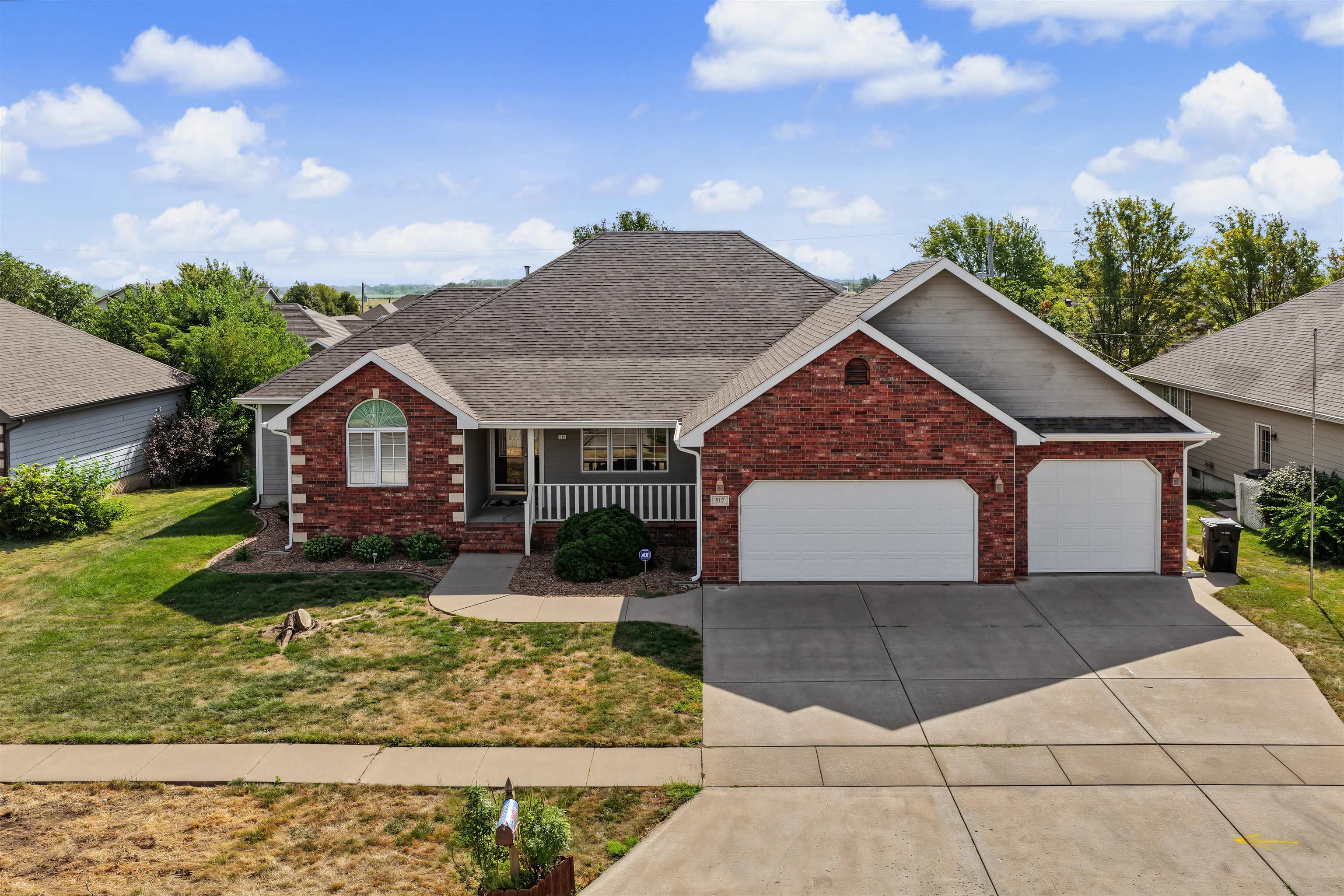 517 Pine Ridge Dr., Salina, KS, 67401