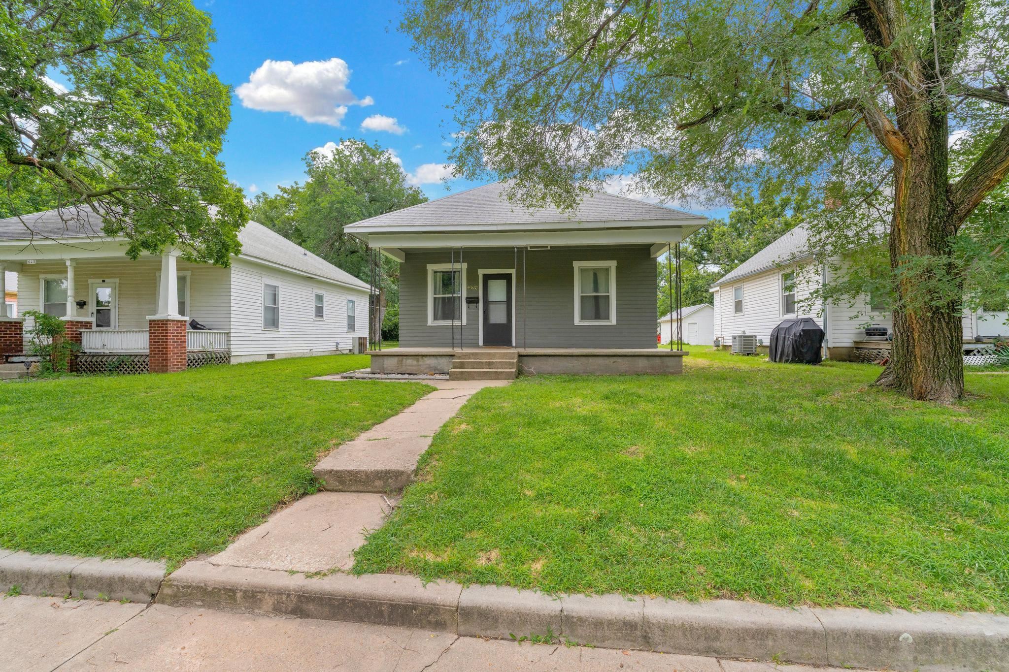 429 W 5th, Newton, KS, 67114