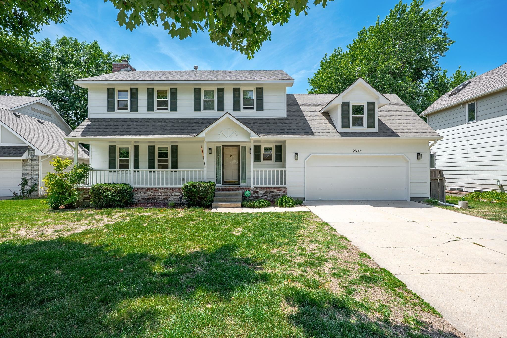 2335 N Stoneybrook Ct, Wichita