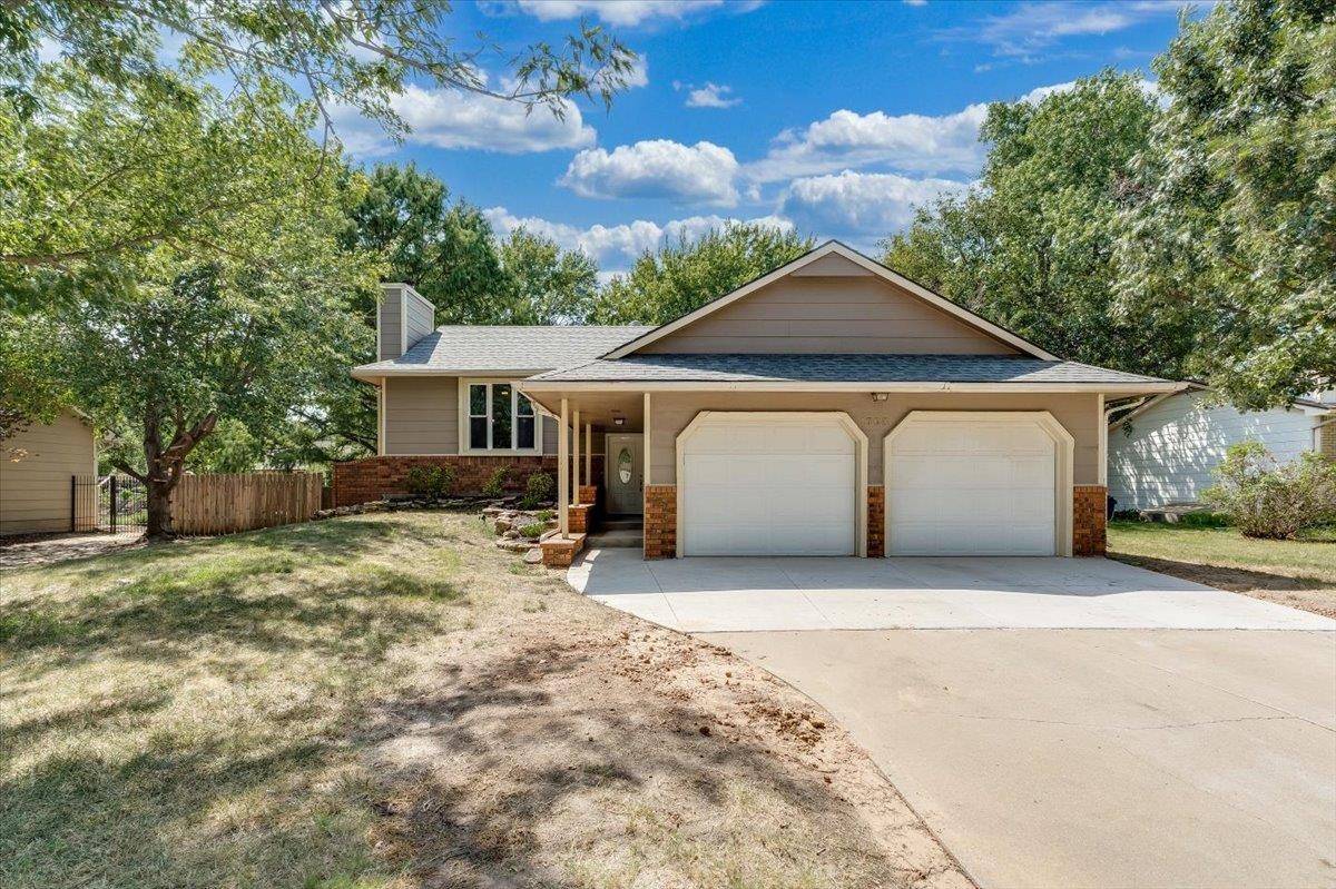1703 N Skyview, Wichita