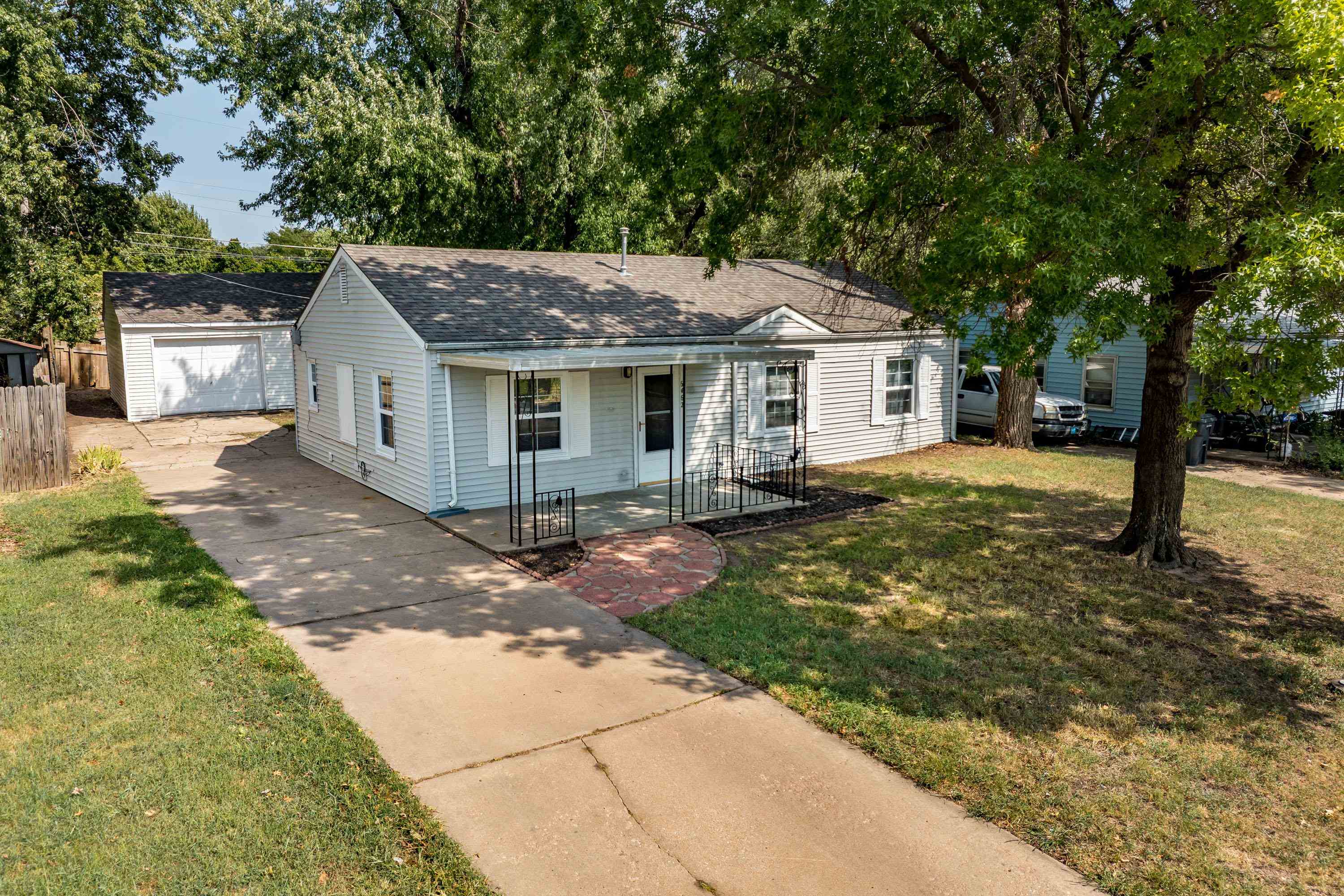 6462 N East Park View St, Park City