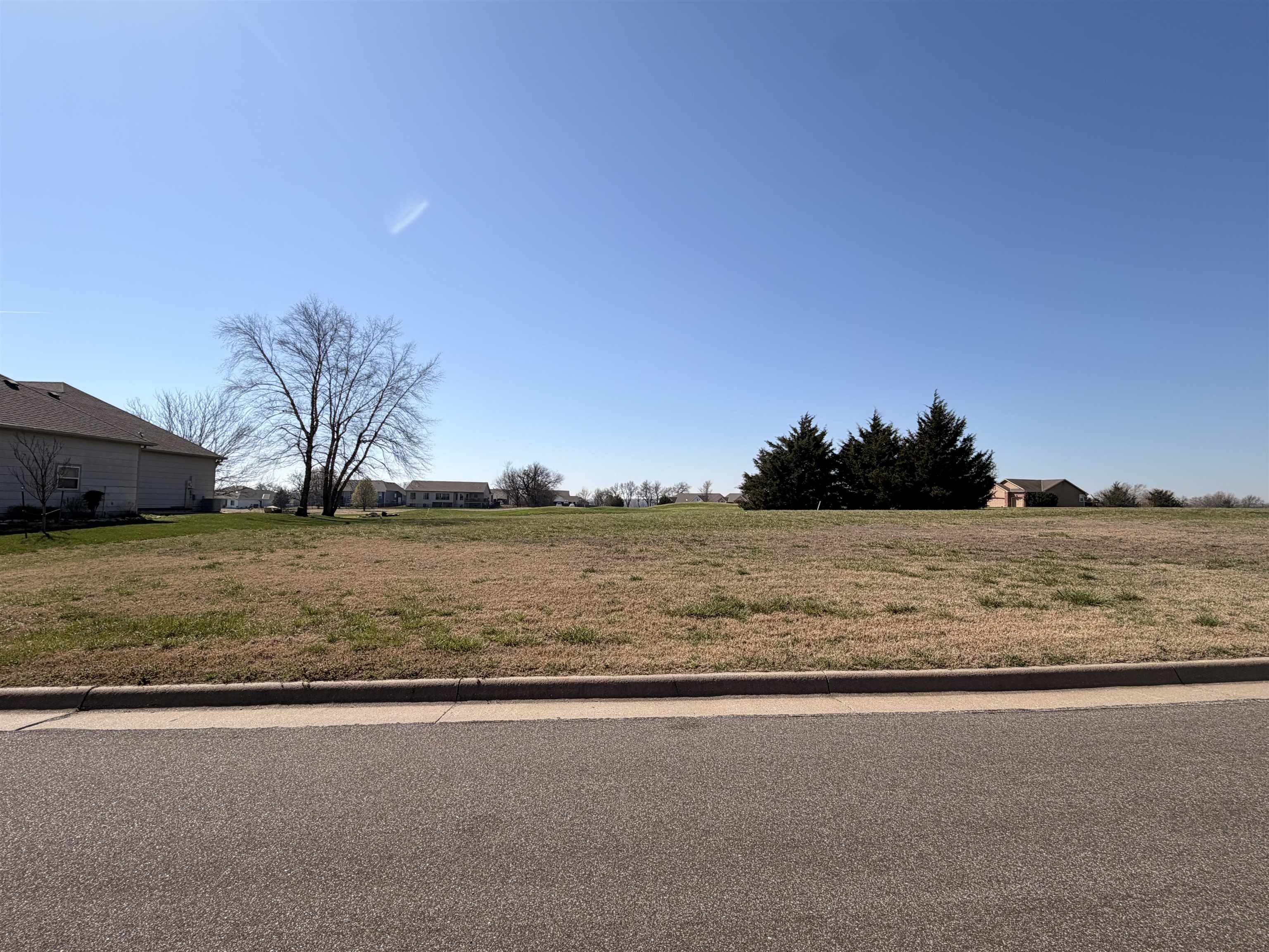 509 Quail Nest  Rd, Winfield, KS, 67156