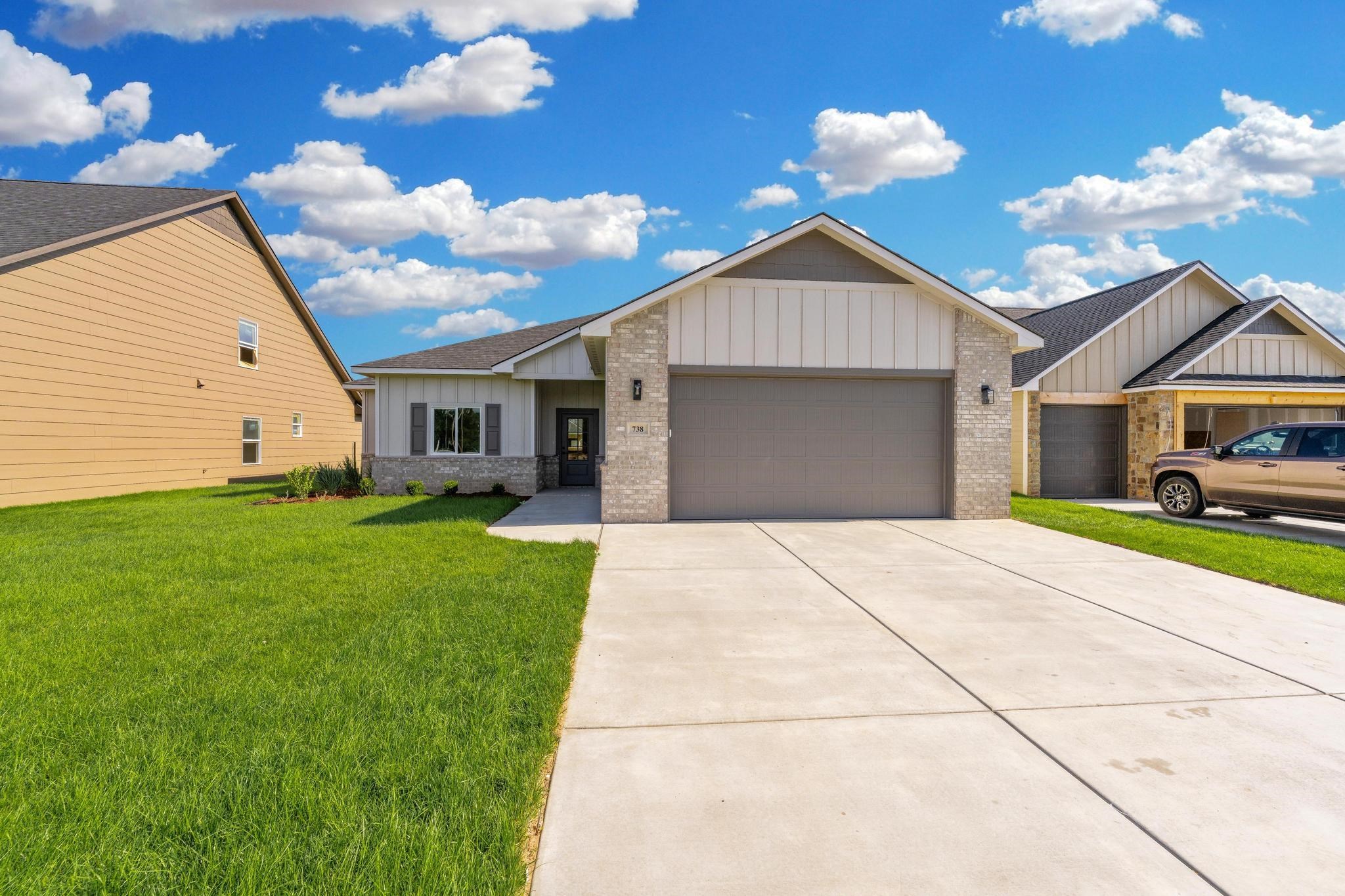 702 N Rainbow Lake Ct., Wichita