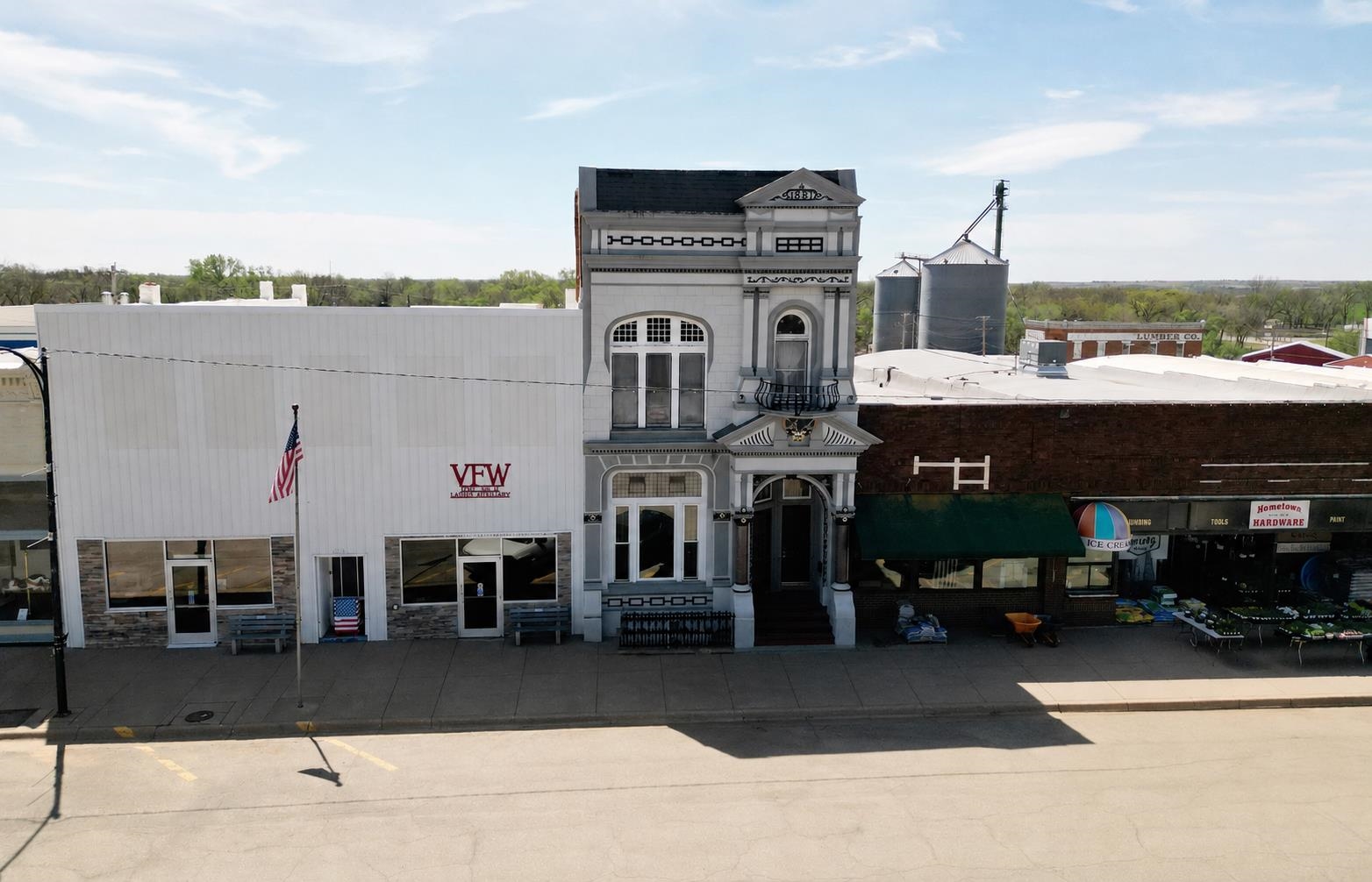 313 W Second St, Minneapolis, KS, 67467