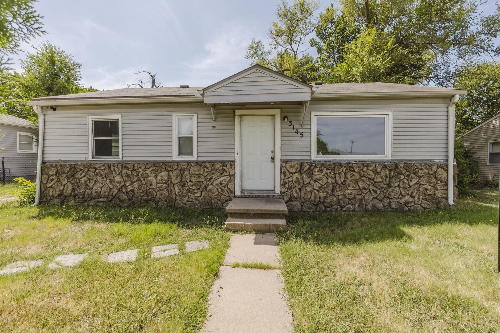 3145 E Ethel, Wichita