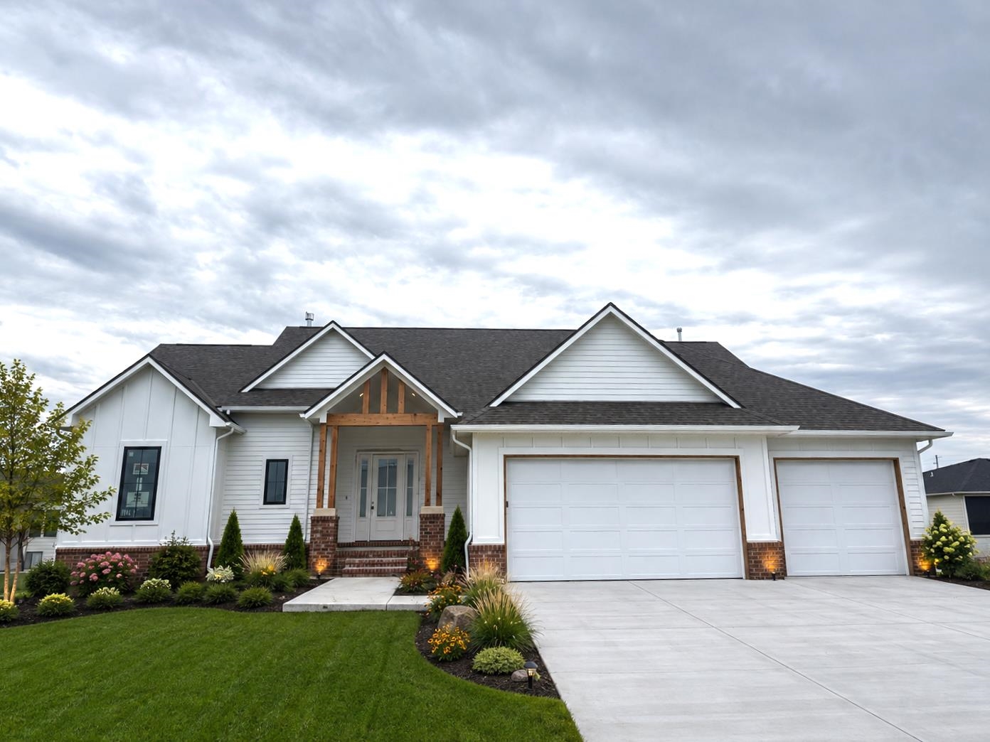 11413 E Winston Circle, Wichita