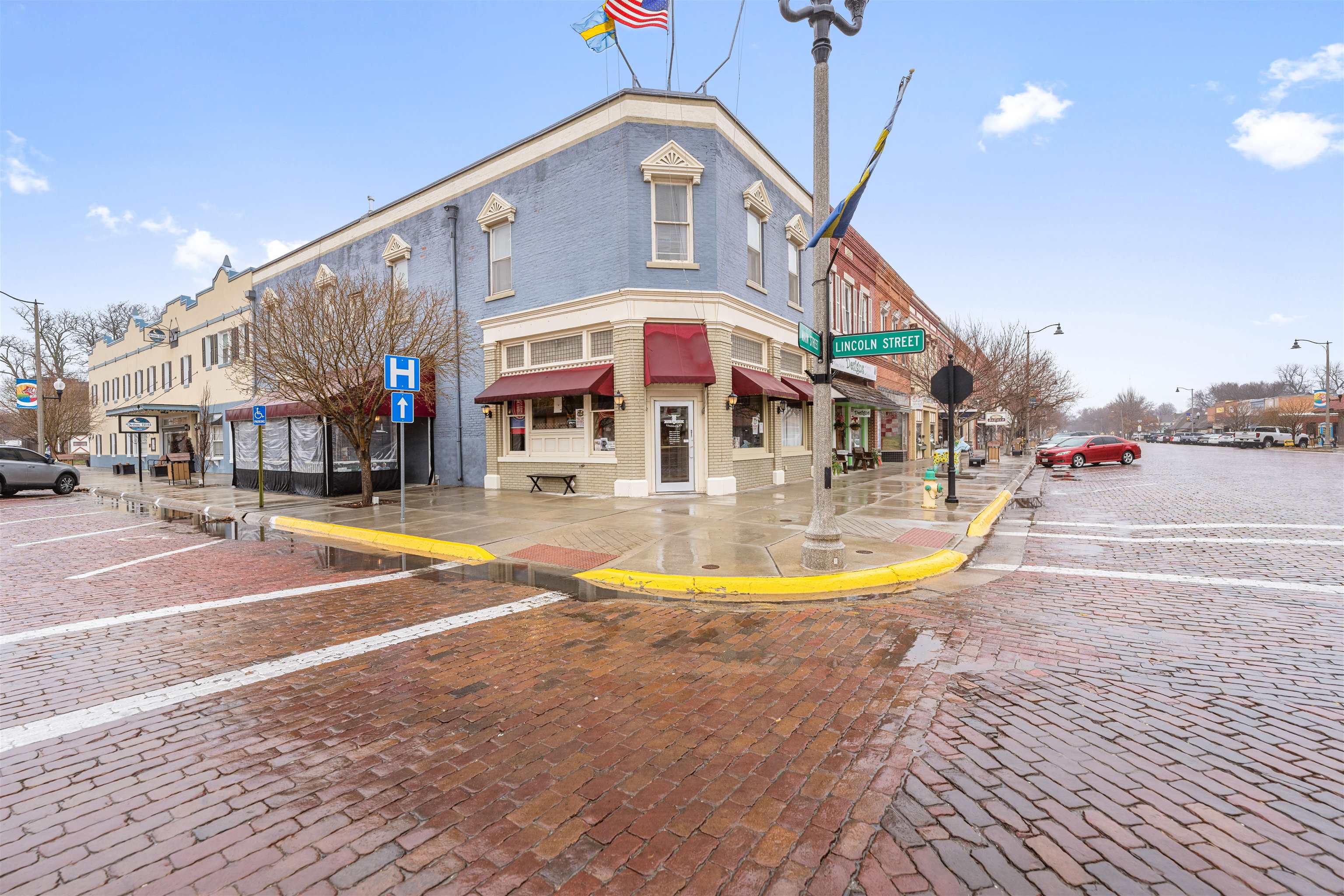 101 N Main St., Lindsborg, KS, 67456