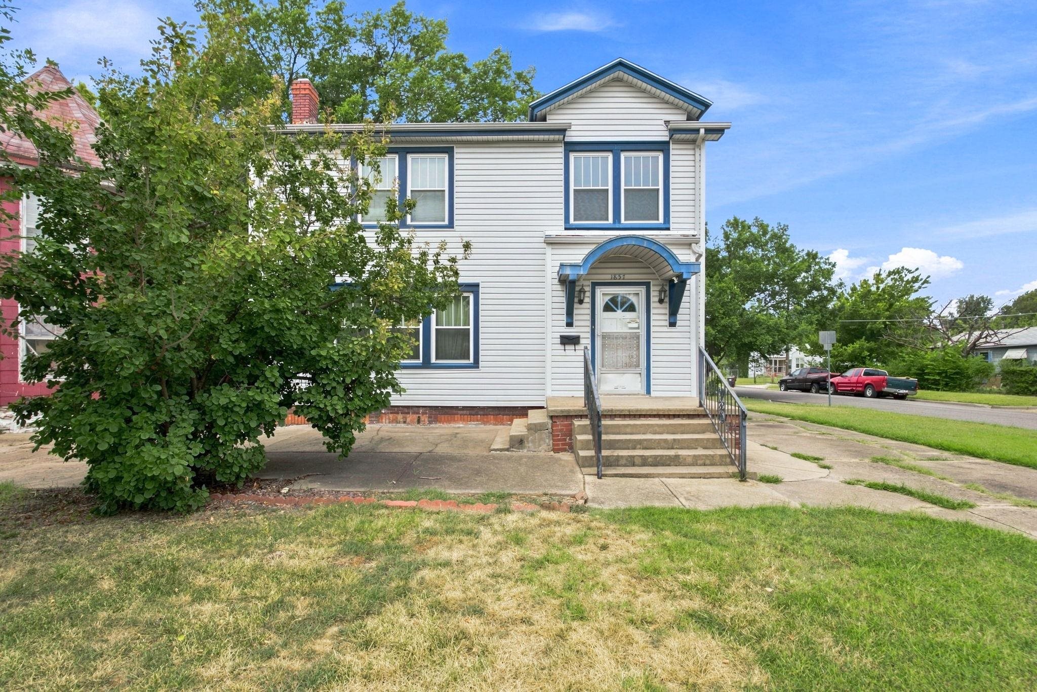 1857 N Lorraine, Wichita