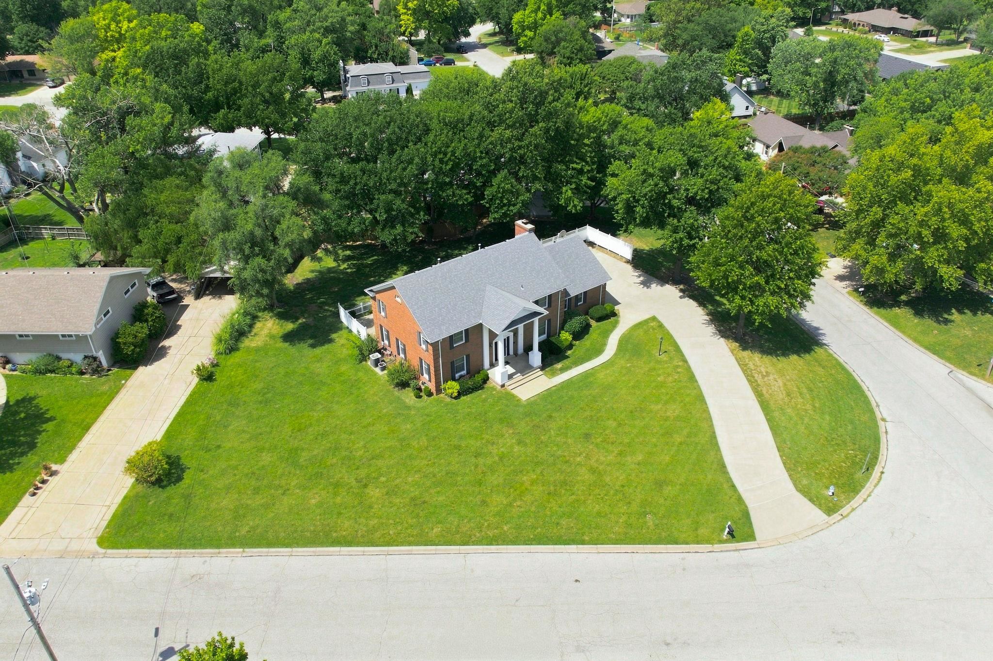 1861 Chelsea Dr, El Dorado, KS, 67042