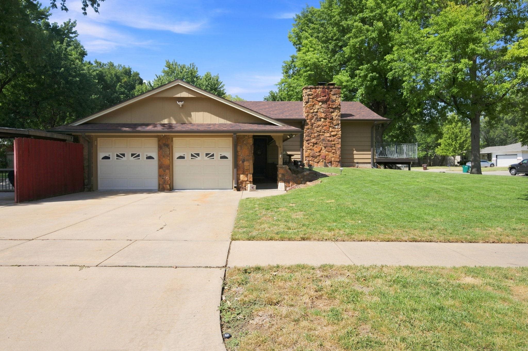 1616 N Westfield Ave, Wichita