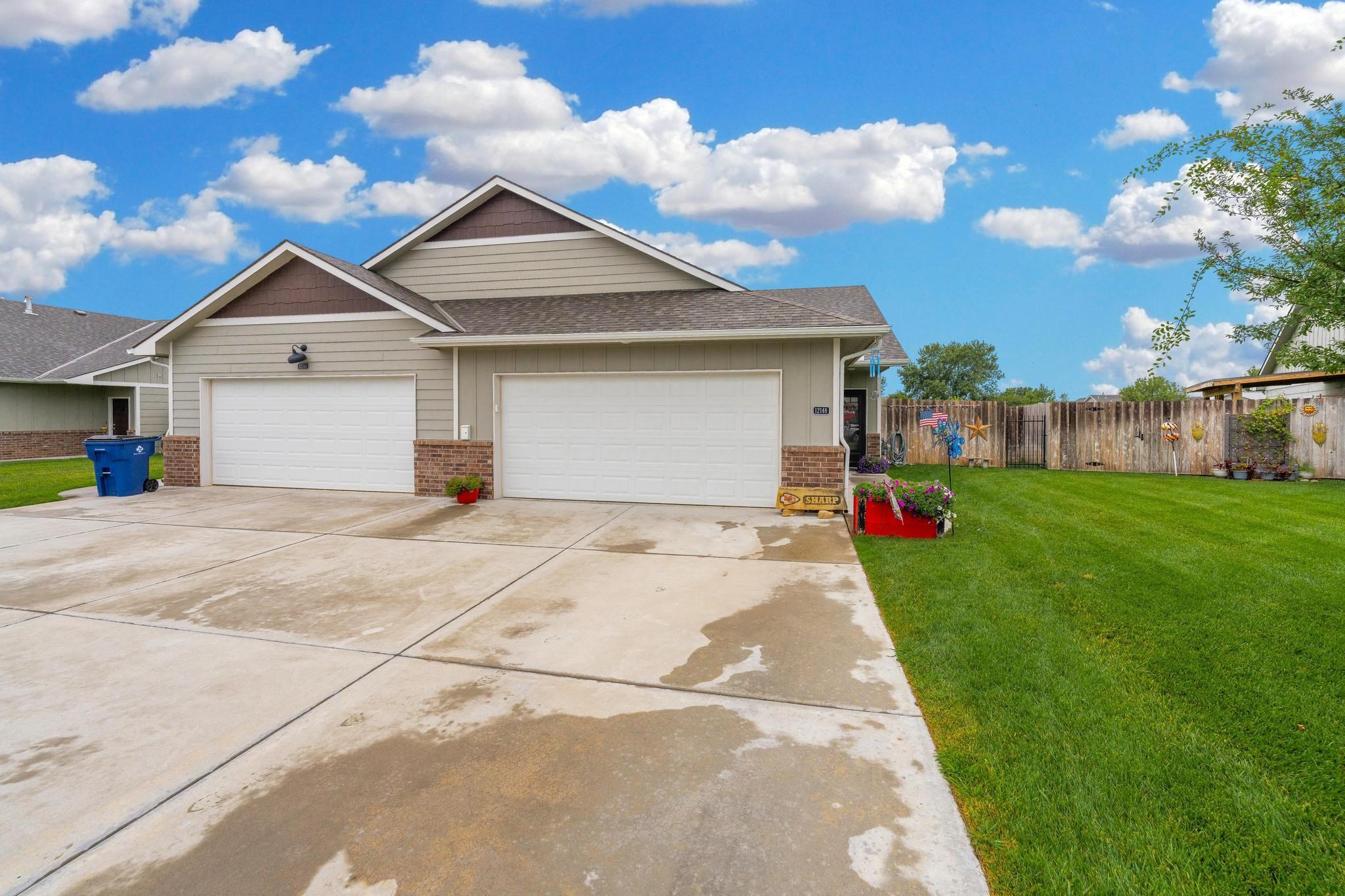 12148 W 33rd St N, Wichita