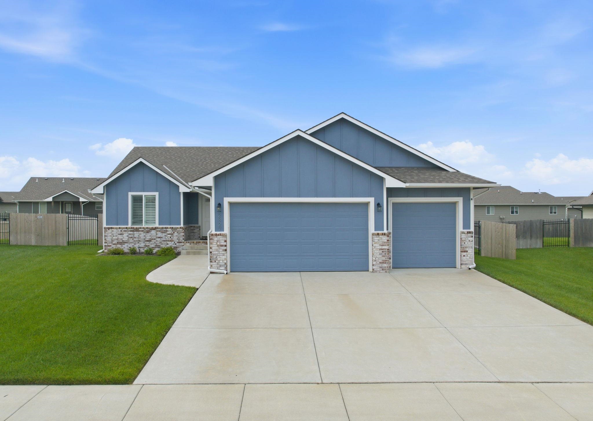 2327 S Chateau, Wichita