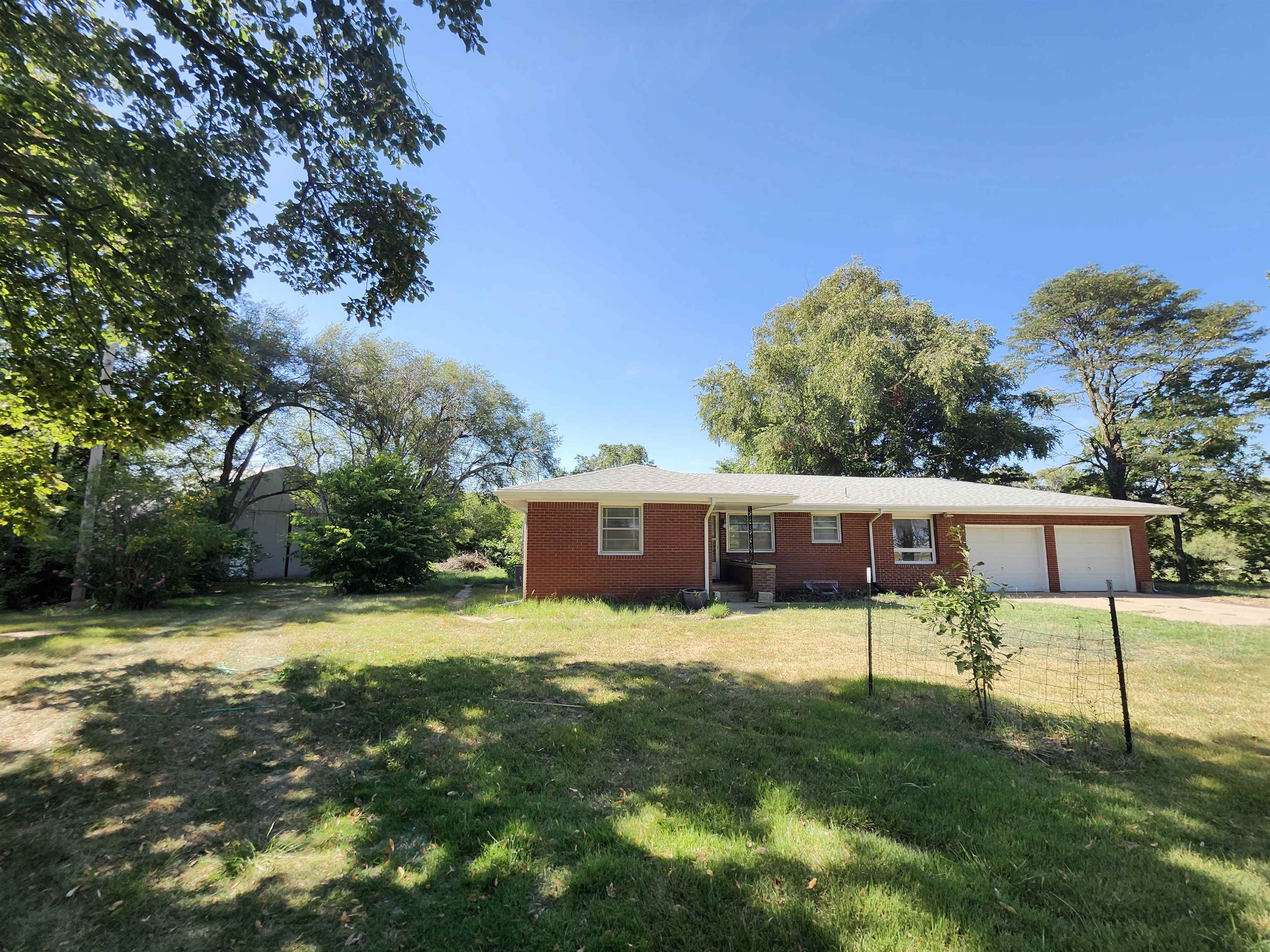 1403 N Meridian, Peck