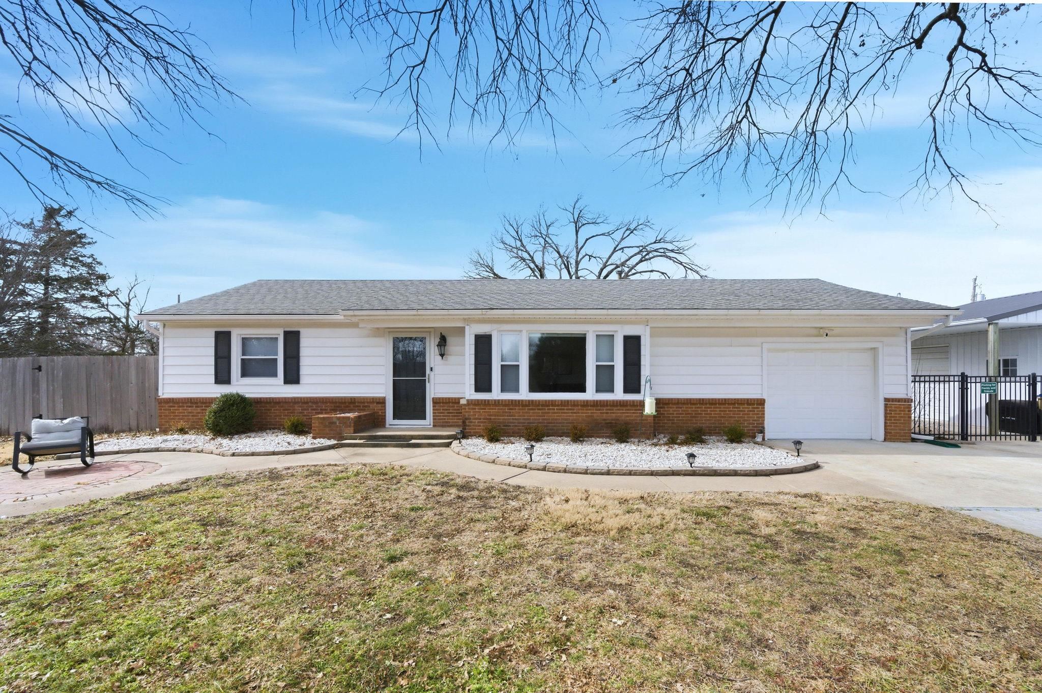 421 Epp St, Andover