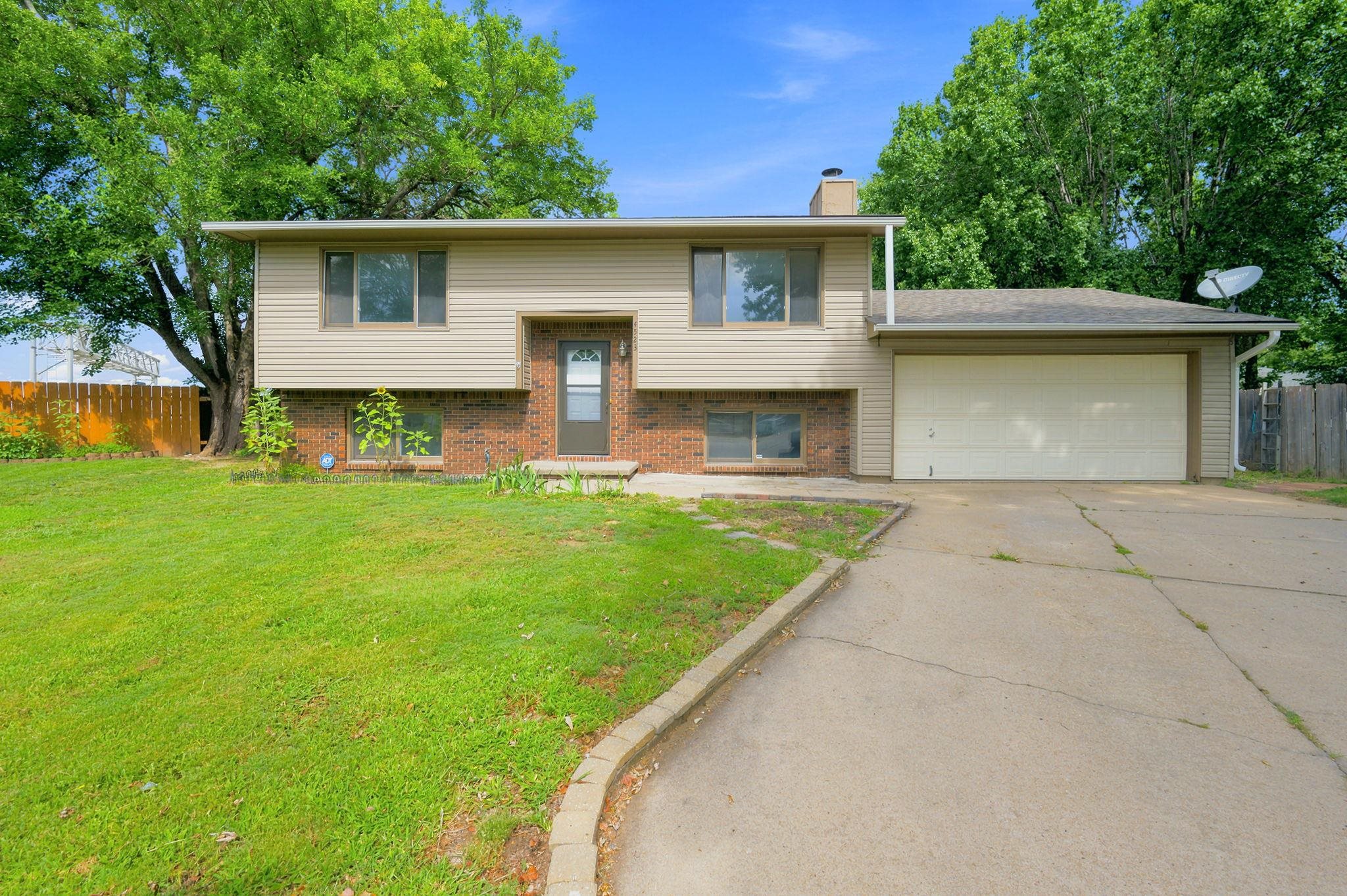 4523 S Washington Ct, Wichita