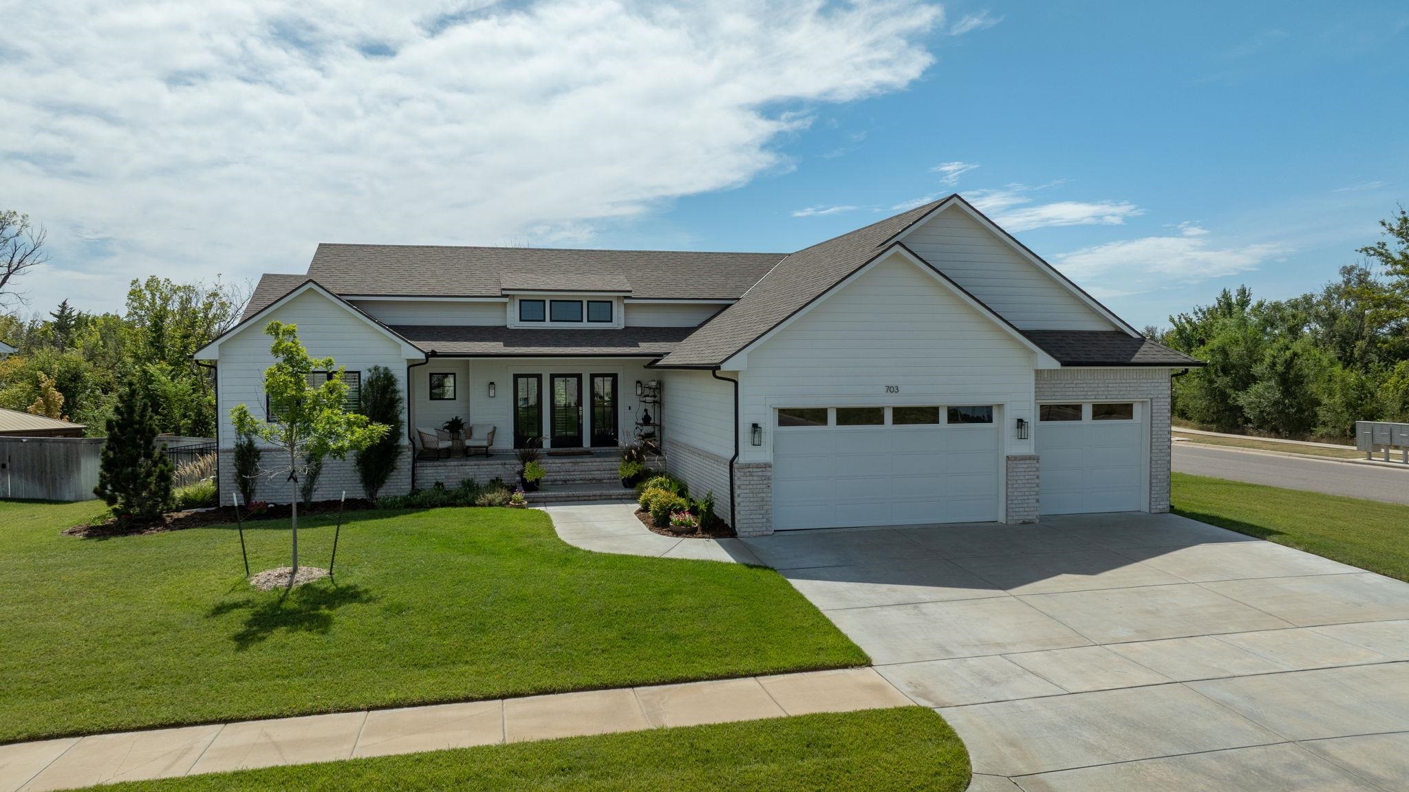 703 S Glen Wood, Wichita
