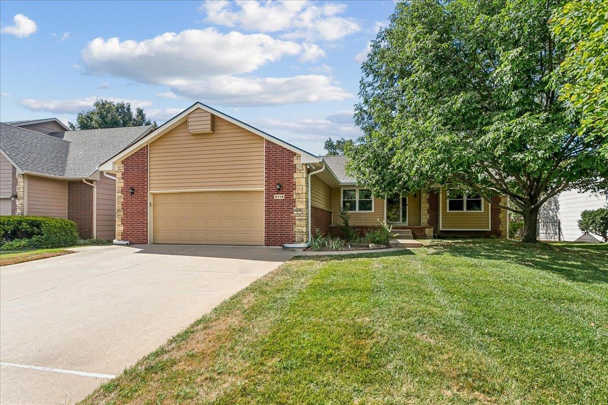 9715 W Westlawn St, Wichita