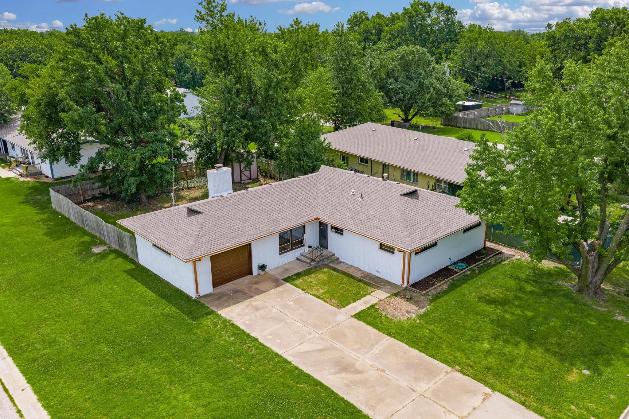 409 N Woodlawn St, Wellington, KS, 67152