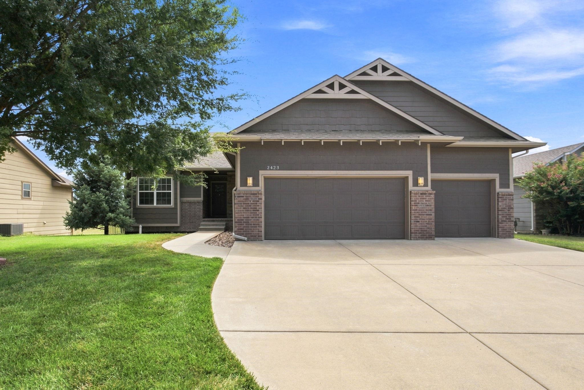 2423 N Fieldstone, Andover