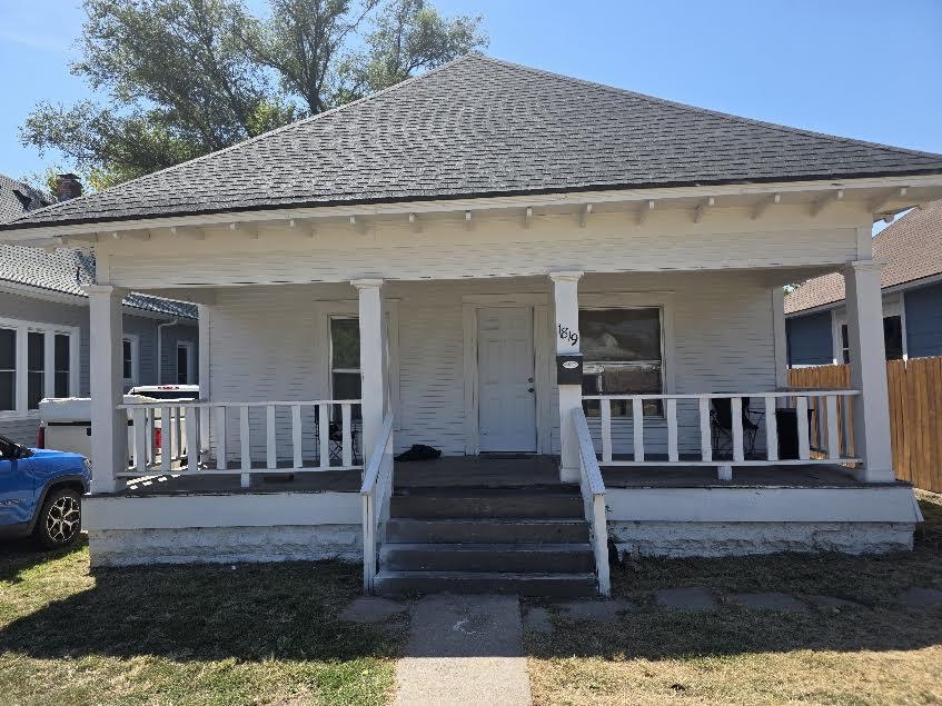 1819 W Maple, Wichita