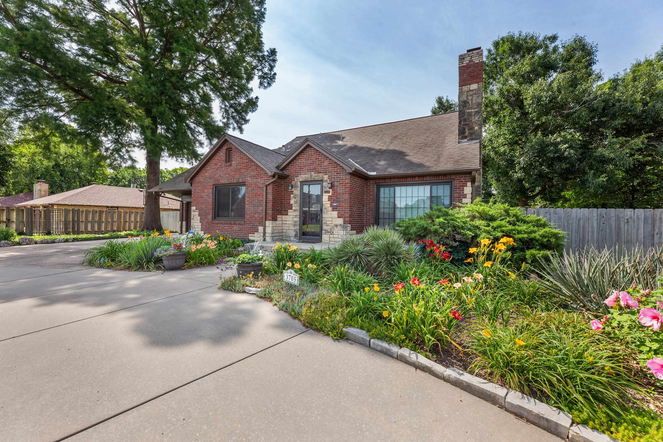 3705 E Mount Vernon St, Wichita